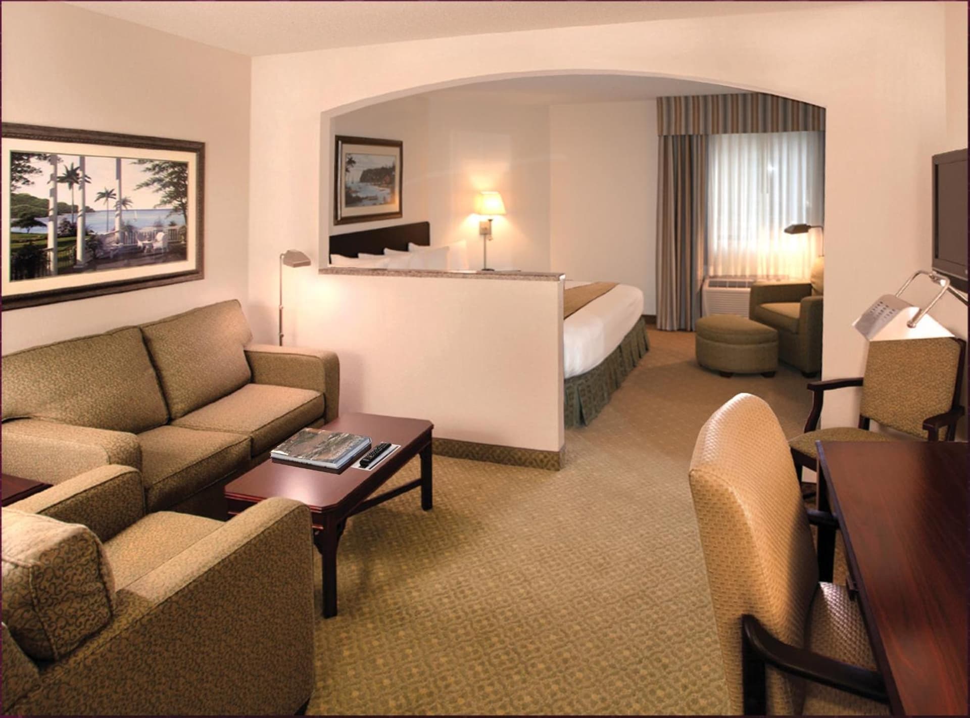 Ann Arbor Regent Hotel and Suites gallery photo in Ann Arbor, MI — image 8