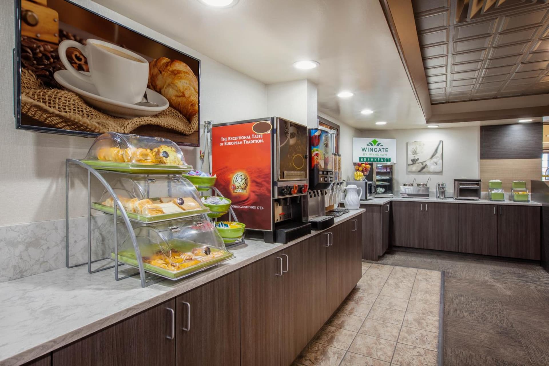 Wingate by Wyndham Detroit Metro Airport gallery photo in Romulus, MI — image 21