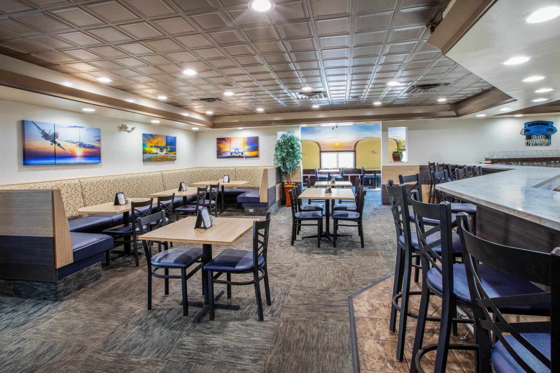 Wingate by Wyndham Detroit Metro Airport gallery photo in Romulus, MI — image 14