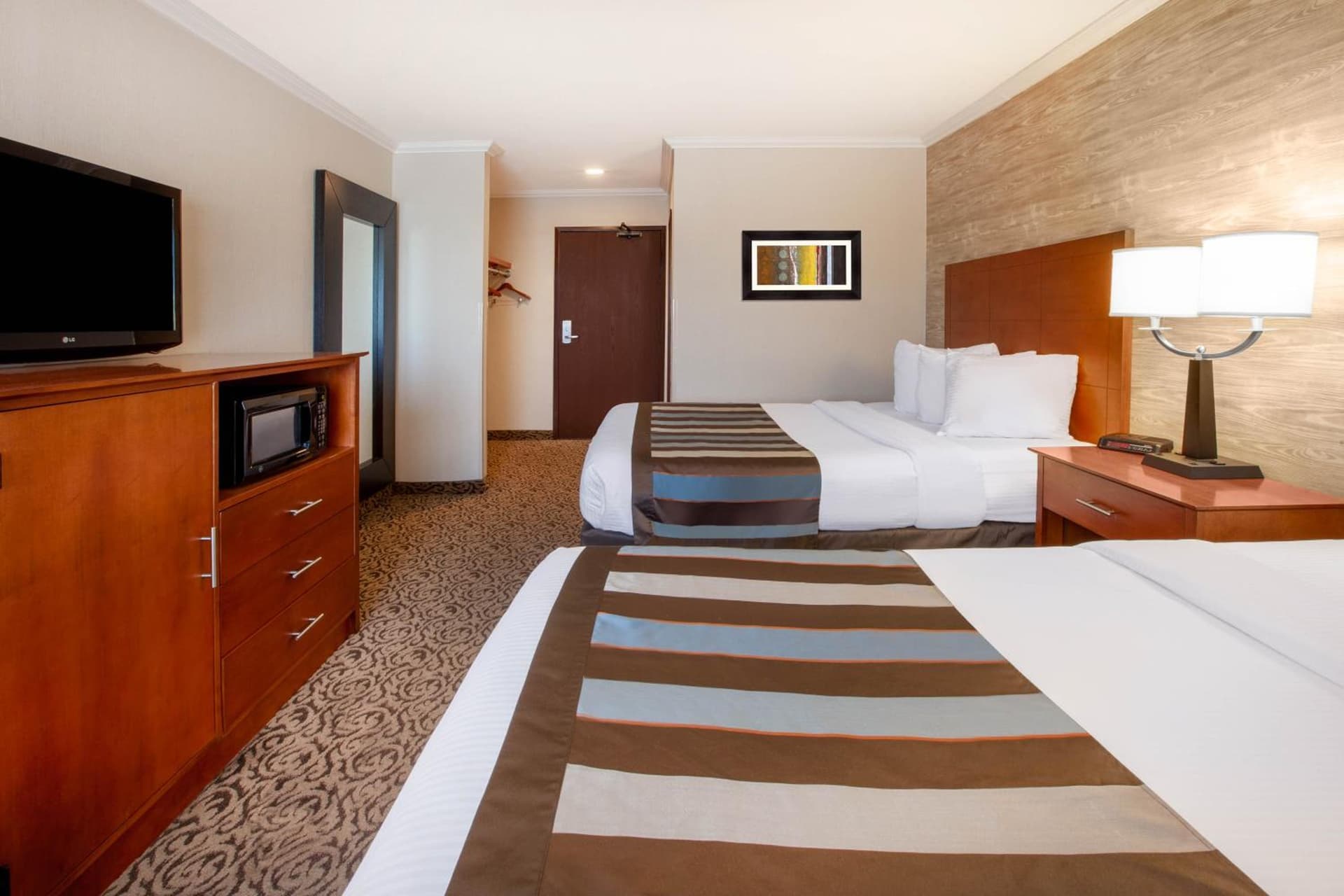 Wingate by Wyndham Detroit Metro Airport gallery photo in Romulus, MI — image 31