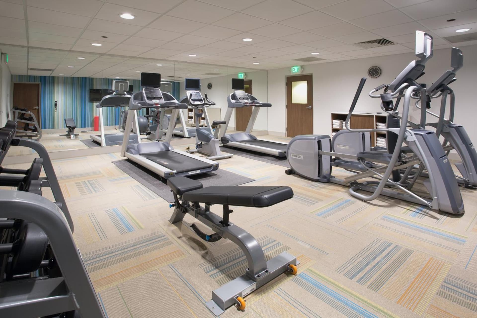 Holiday Inn Express & Suites Baltimore - BWI Airport North by IHG gallery photo in Linthicum Heights, MD — image 30