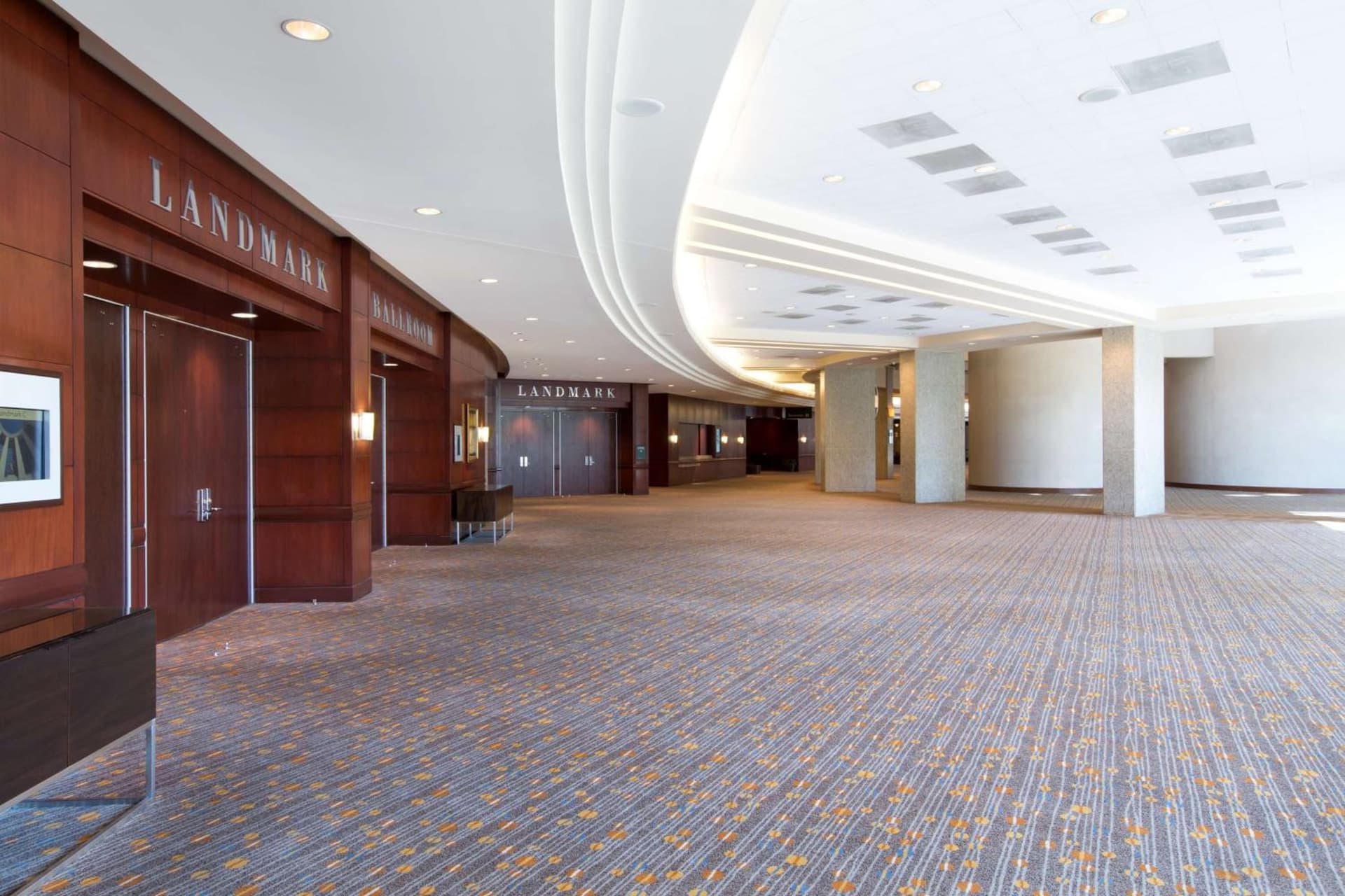 Hyatt Regency Dallas property photo 21 of 67 in Dallas, Texas