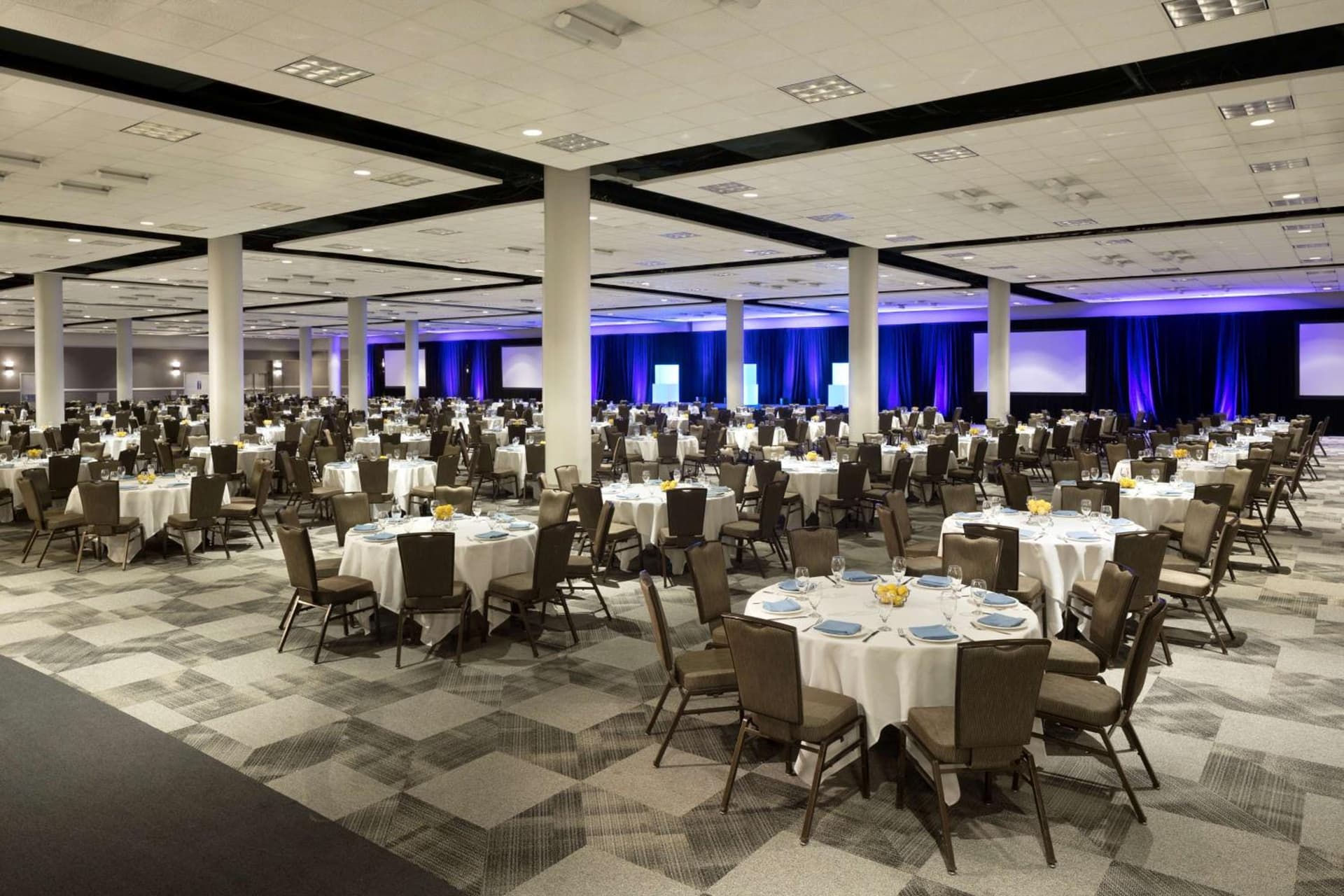 Hyatt Regency Dallas property photo 15 of 67 in Dallas, Texas