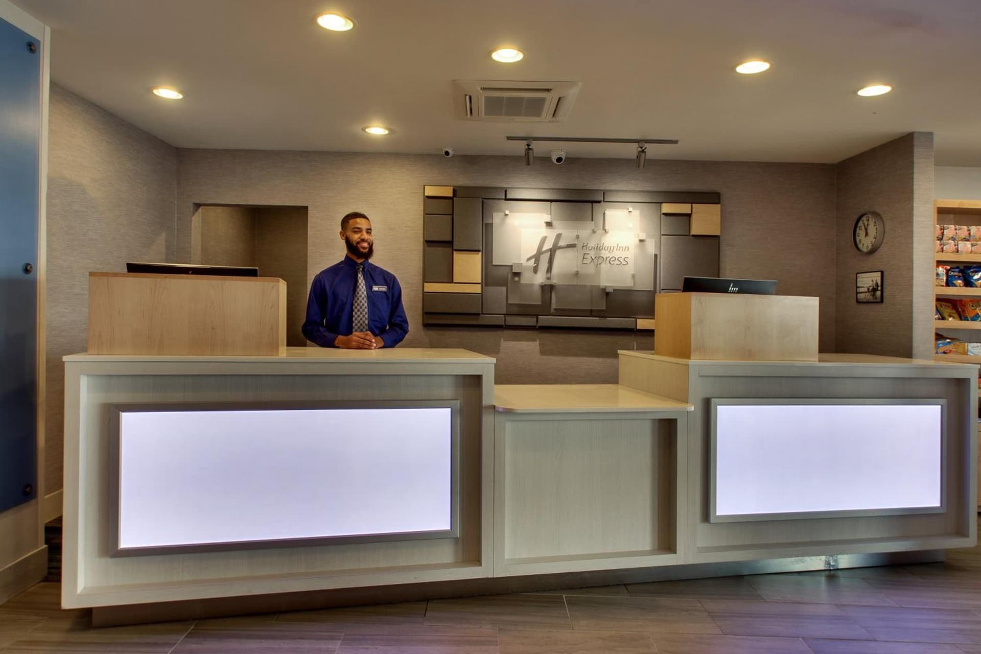 Holiday Inn Express Baltimore BWI Airport West by IHG gallery photo in Hanover, MD — image 21