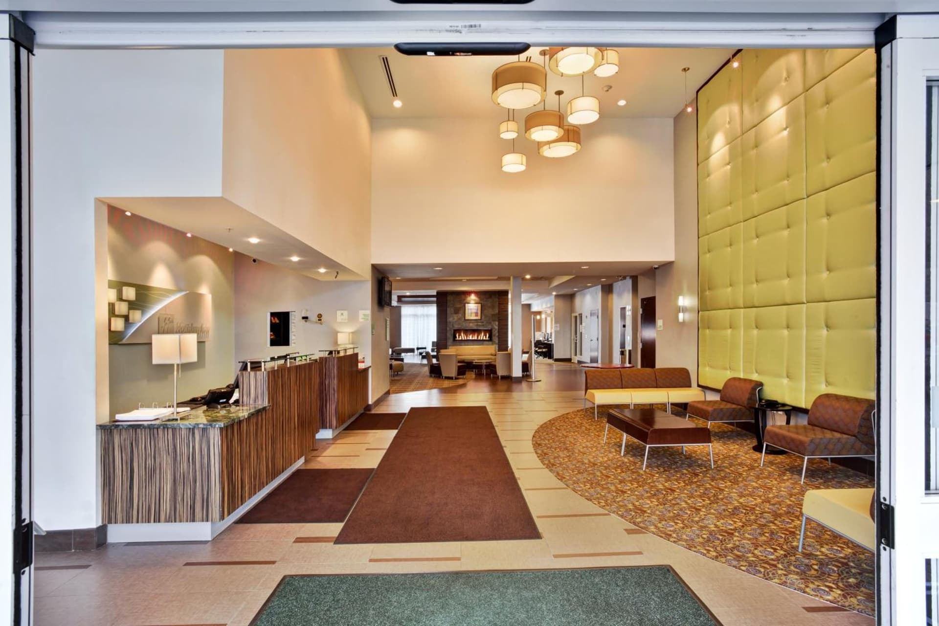 Holiday Inn Detroit Metro Airport by IHG gallery photo in Romulus, MI — image 24