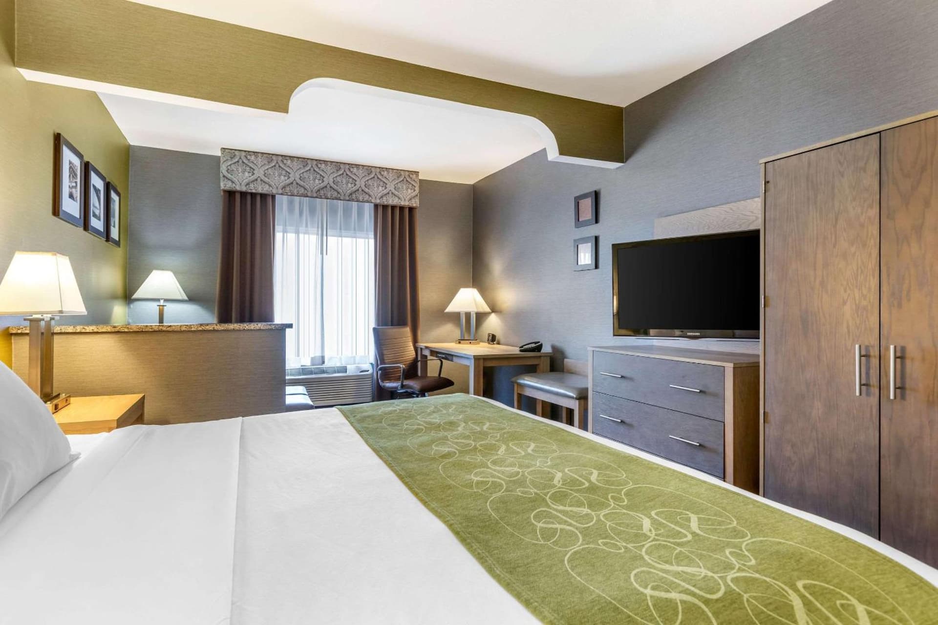 Comfort Suites Southgate-Detroit gallery photo in Southgate, MI — image 5