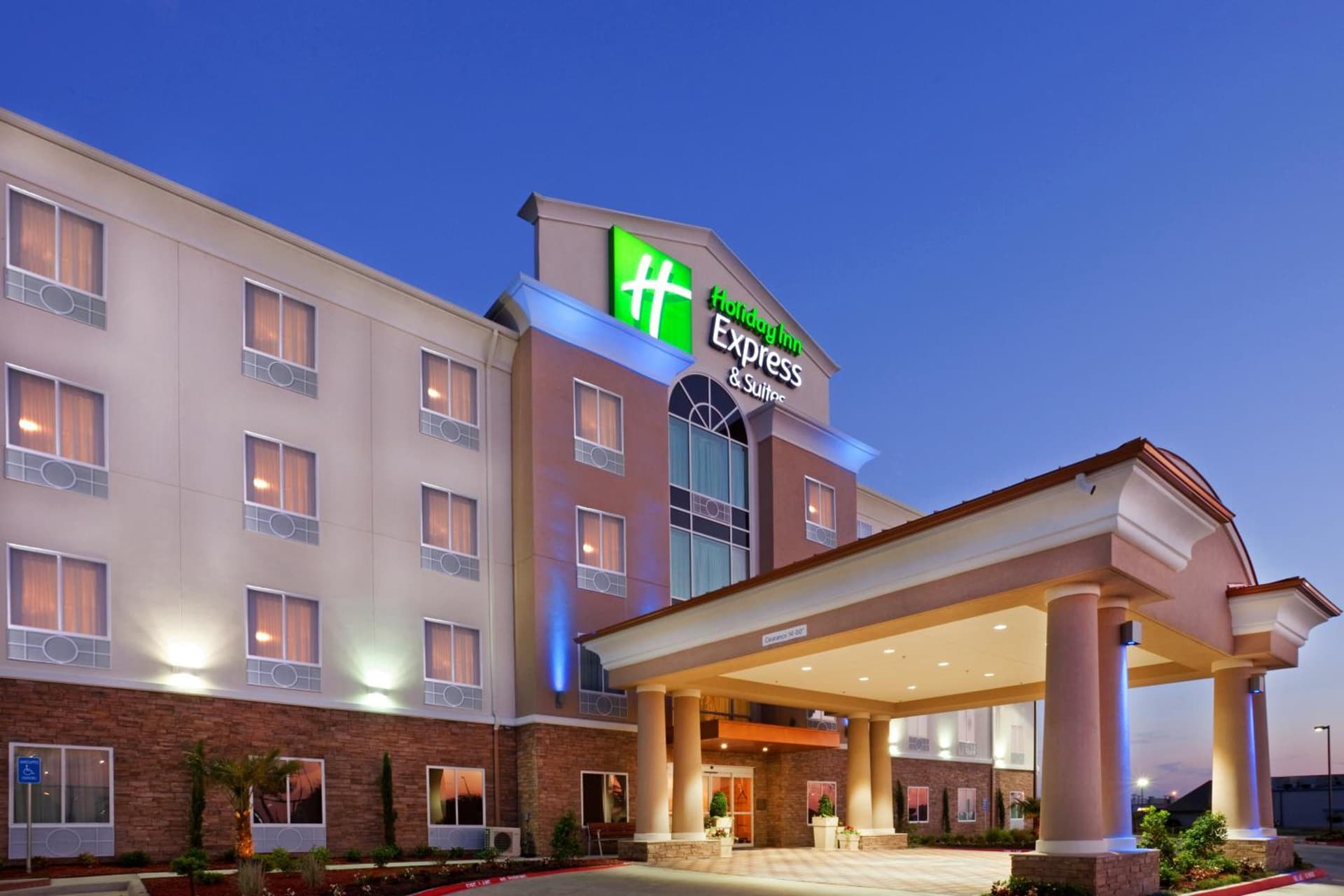 Holiday Inn Express Hotel & Suites Dallas West by IHG gallery photo in Dallas, TX — image 21