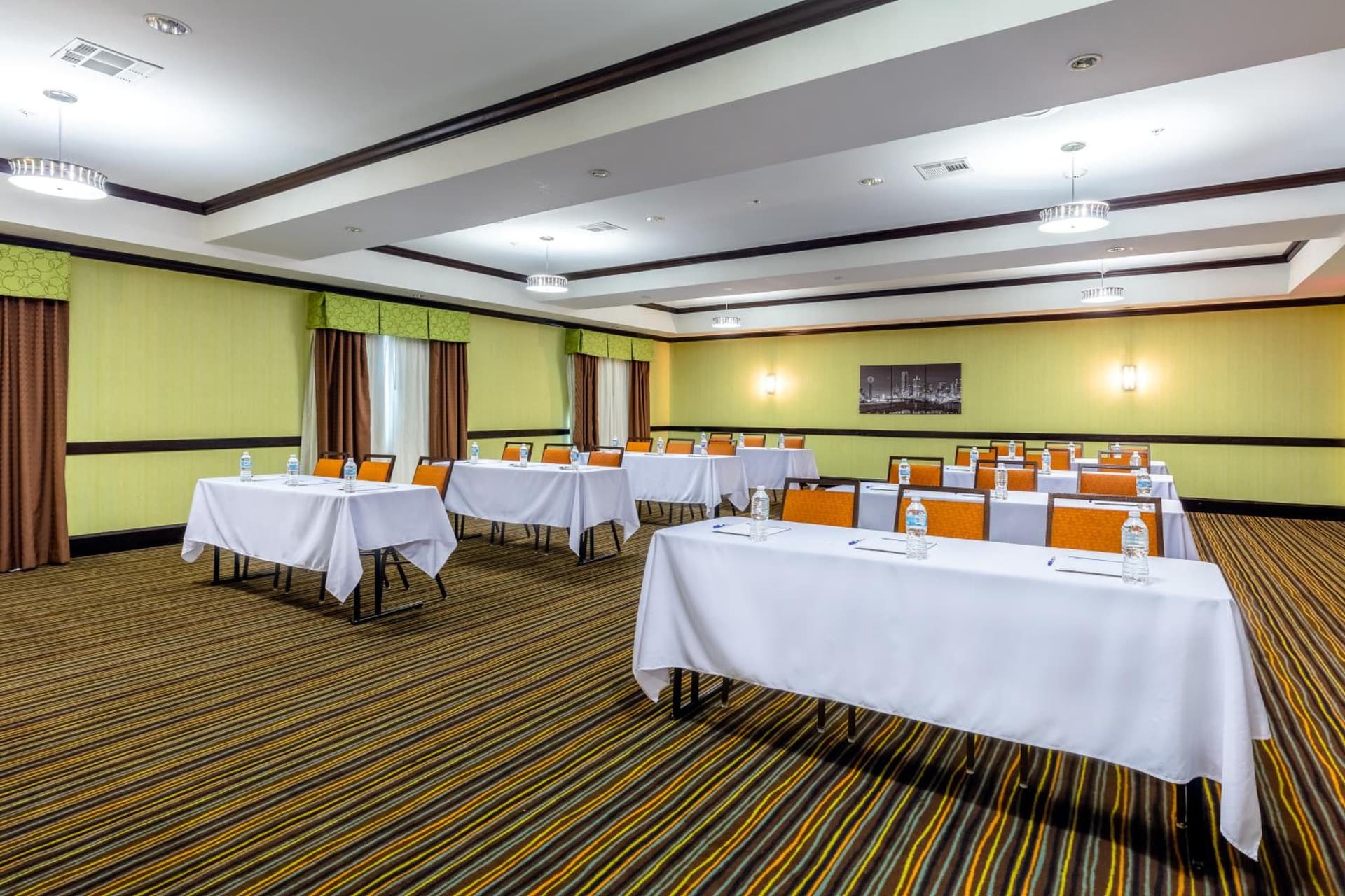 Holiday Inn Express Hotel & Suites Dallas West by IHG gallery photo in Dallas, TX — image 30