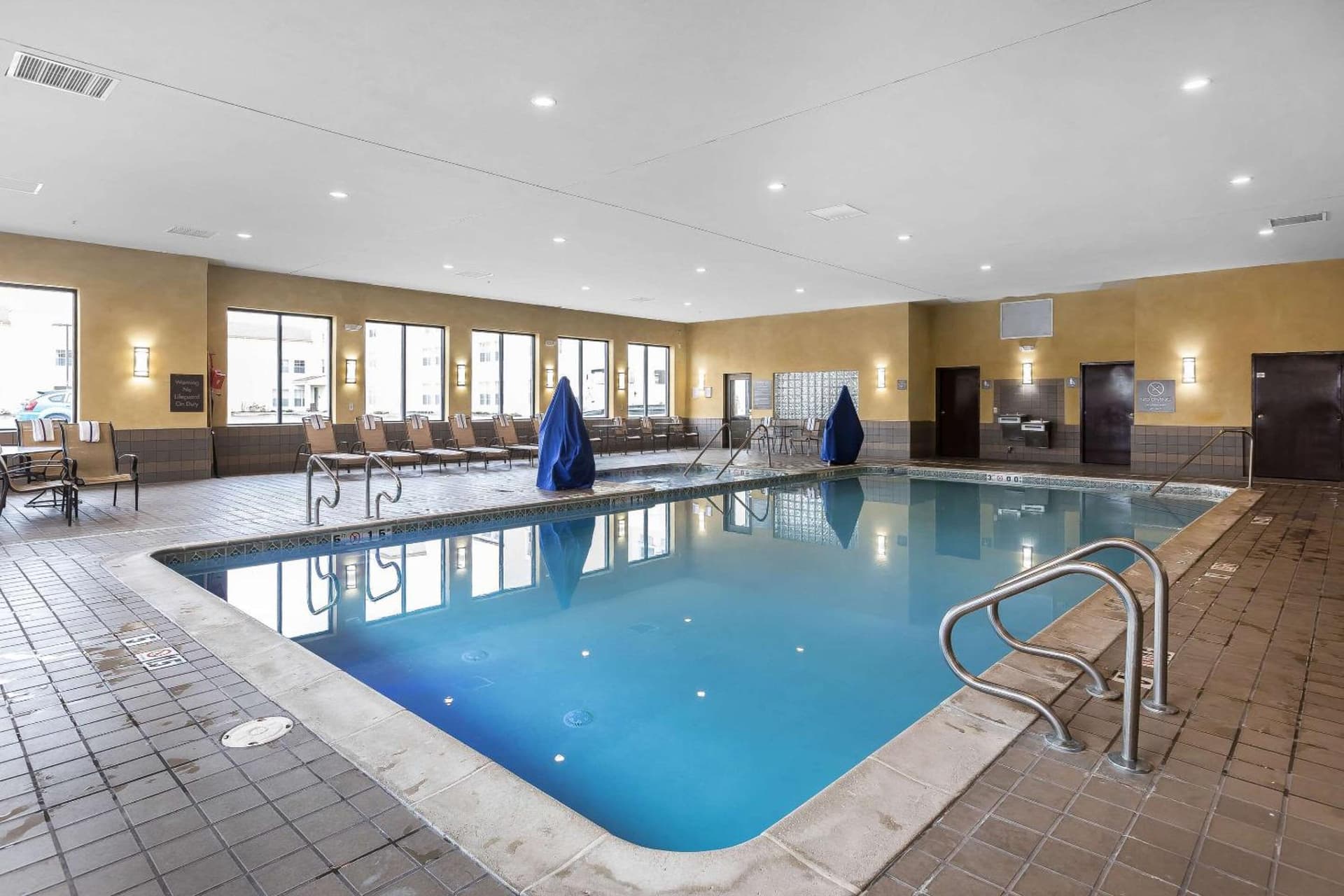 Comfort Inn & Suites Allen Park - Dearborn gallery photo in Allen Park, MI — image 13