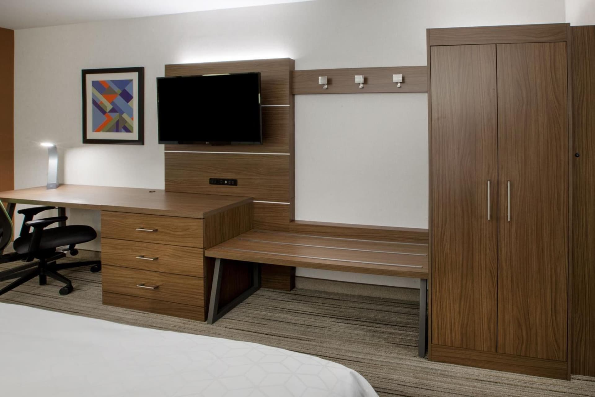 Holiday Inn Express & Suites Allen Park by IHG gallery photo in Allen Park, MI — image 41