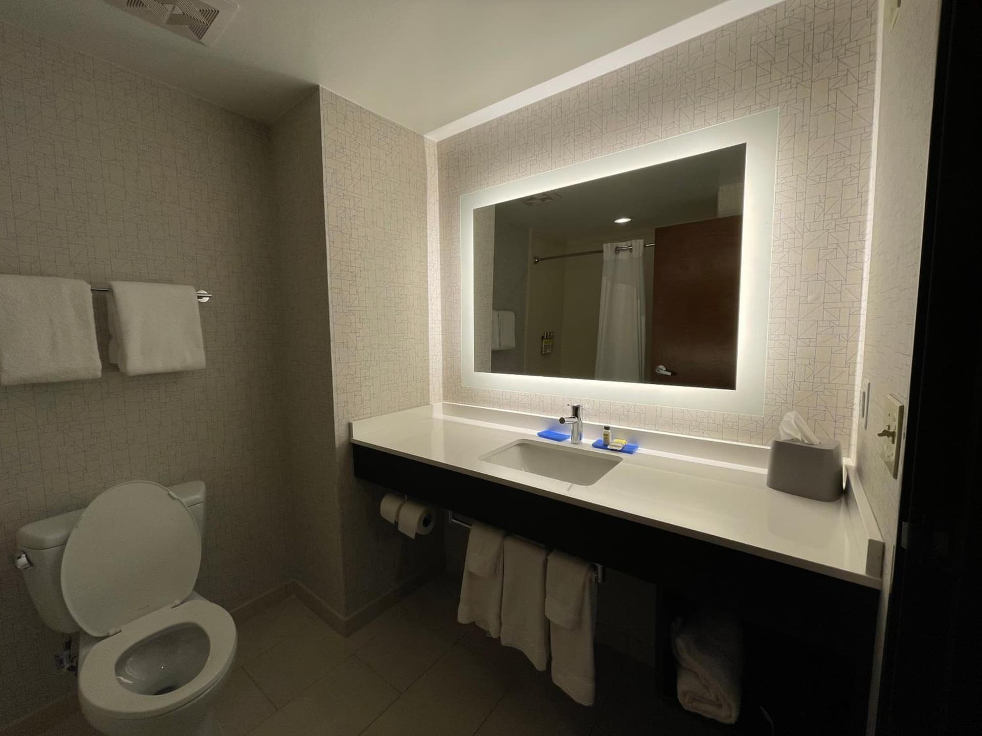 Holiday Inn Express & Suites Columbia - East Elkridge, Jessup an IHG Hotel gallery photo in Elkridge, MD — image 27