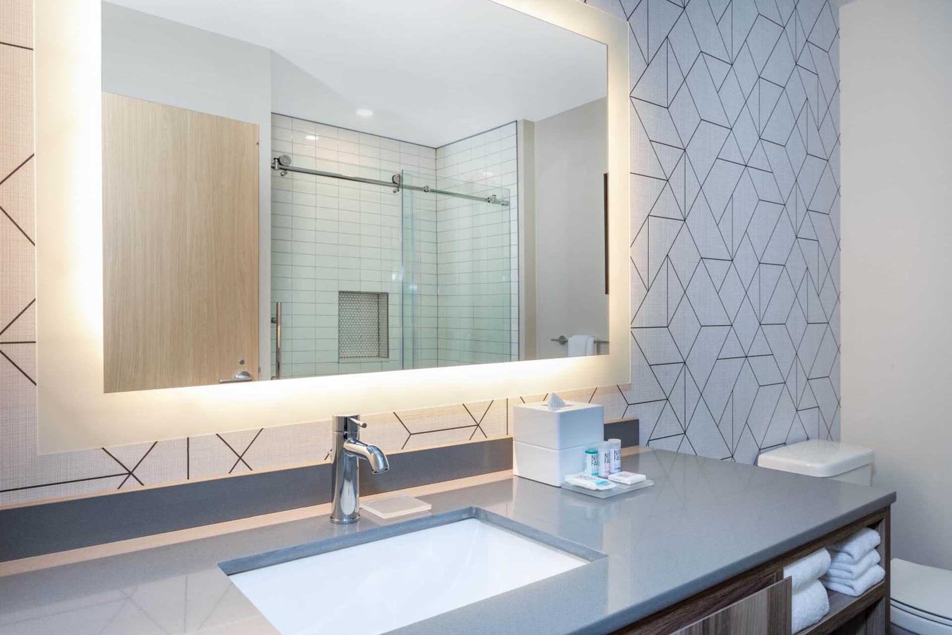 TRYP by Wyndham Orlando gallery photo in Orlando, FL — image 9