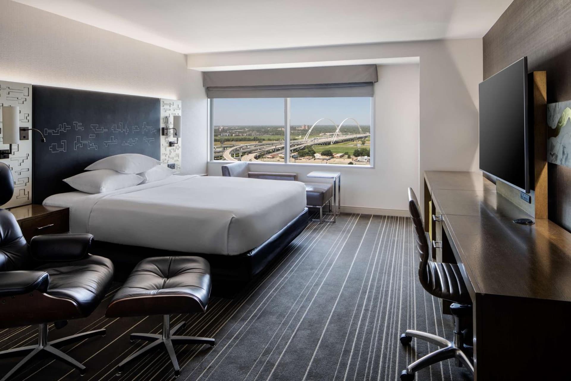Hyatt Regency Dallas property photo 17 of 67 in Dallas, Texas