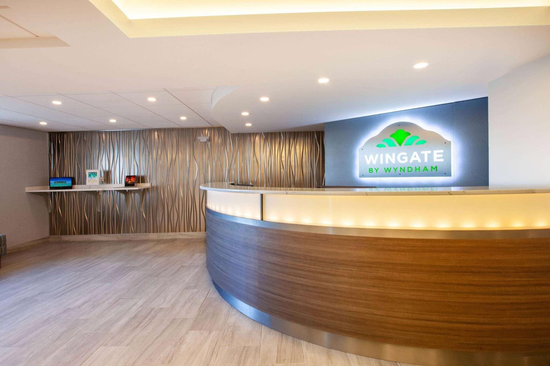 Wingate by Wyndham Detroit Metro Airport gallery photo in Romulus, MI — image 33