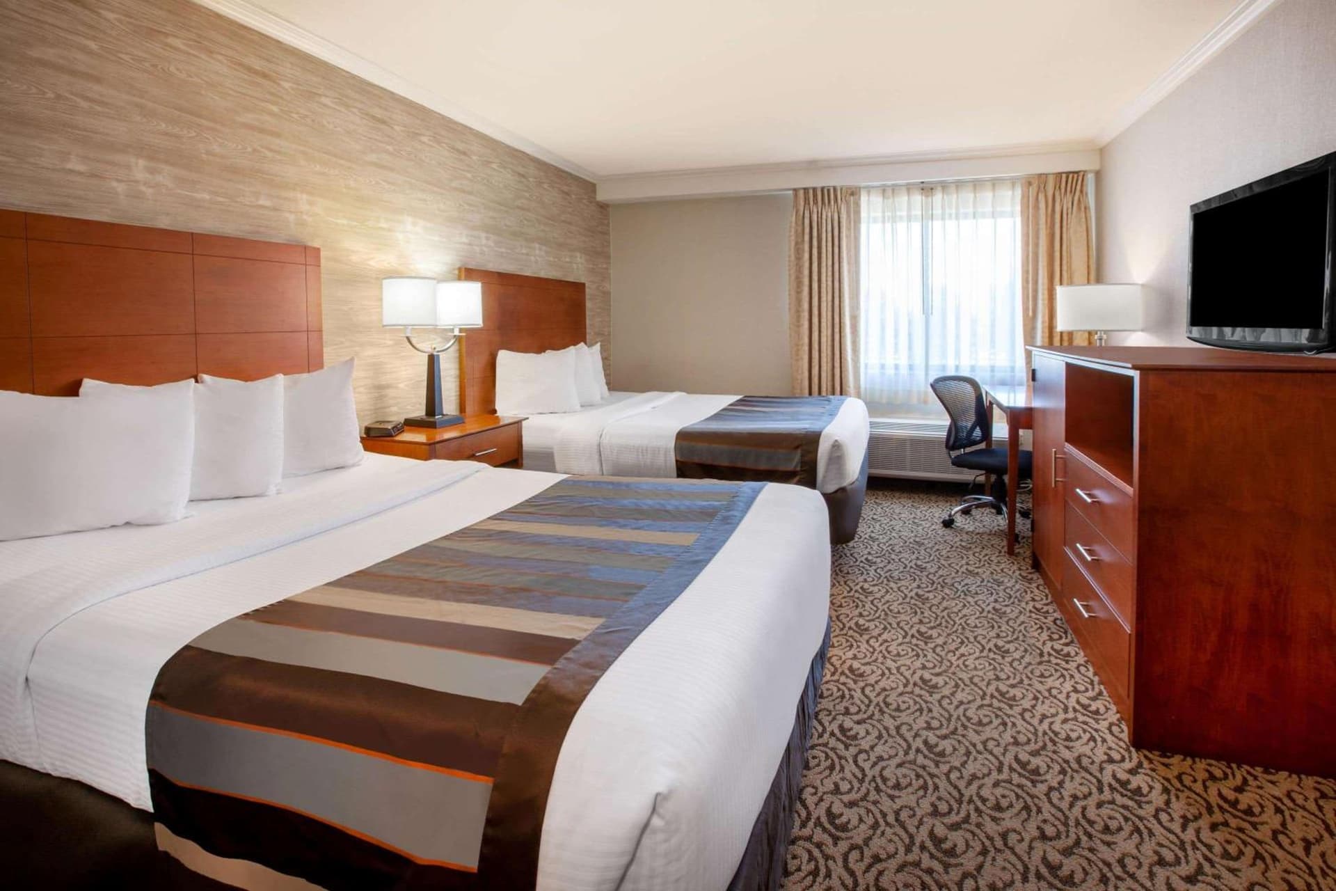 Wingate by Wyndham Detroit Metro Airport gallery photo in Romulus, MI — image 54