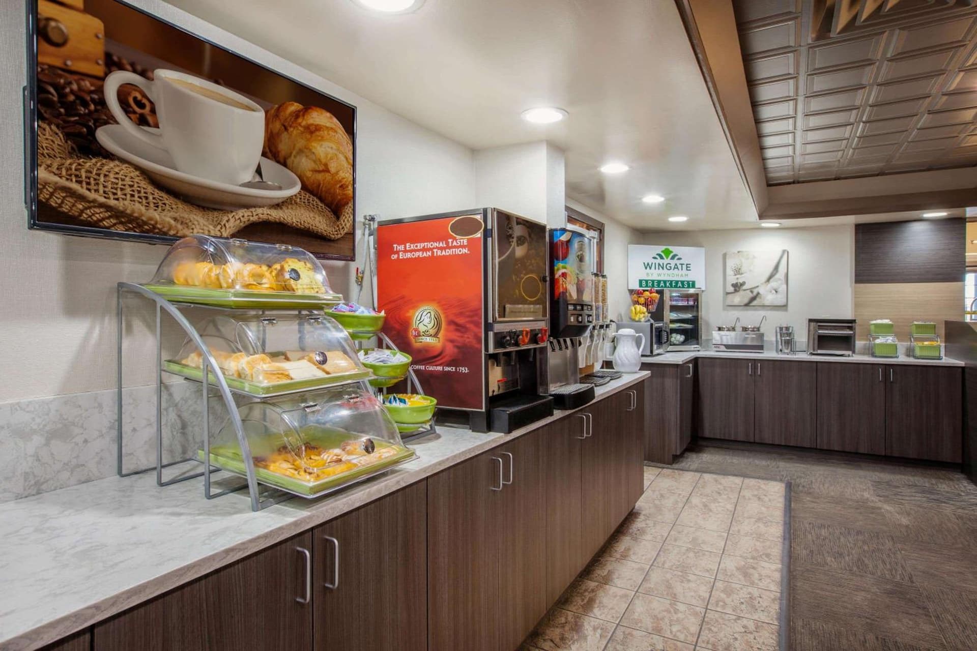Wingate by Wyndham Detroit Metro Airport gallery photo in Romulus, MI — image 27