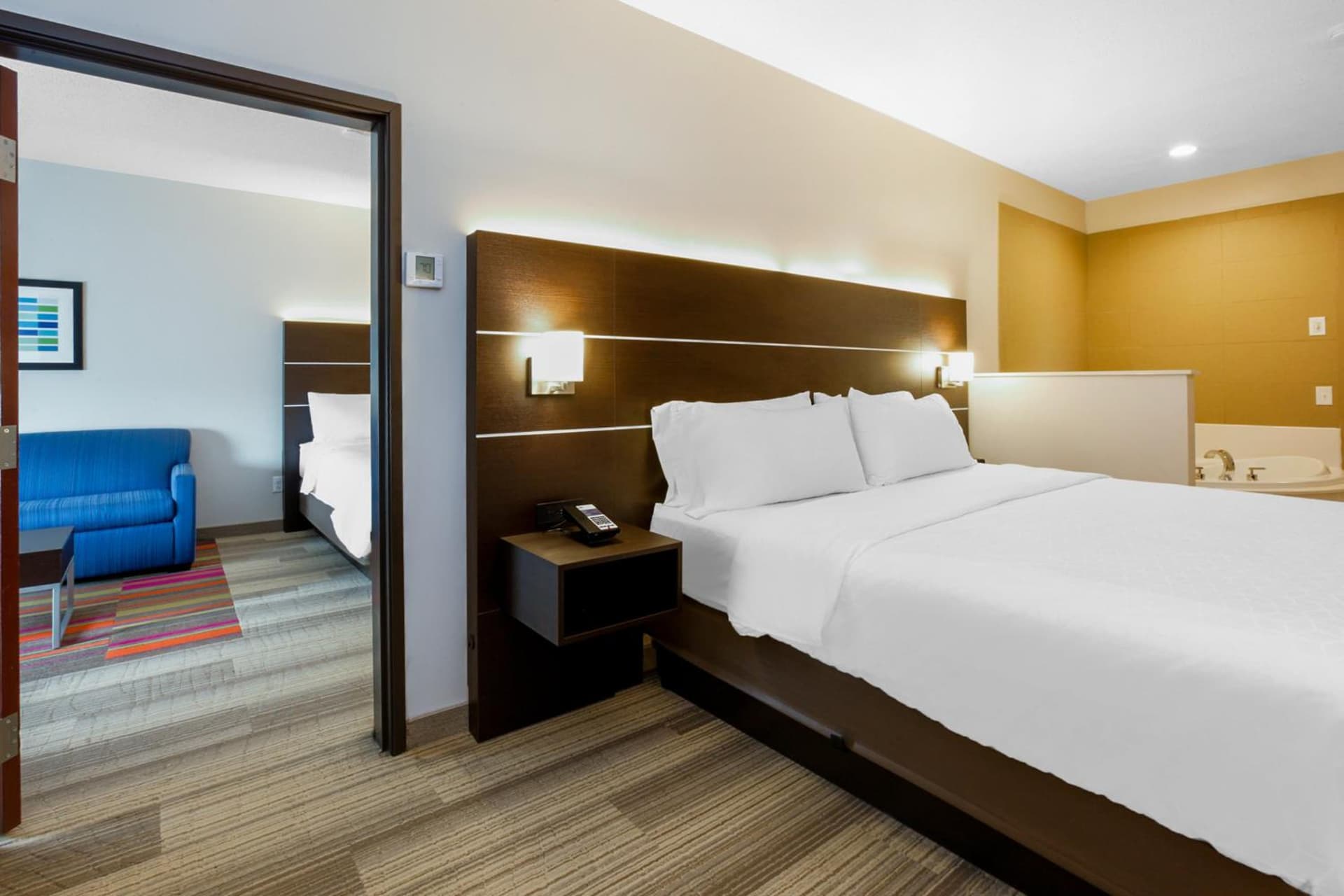 Holiday Inn Express Hotel & Suites Woodhaven by IHG gallery photo in Woodhaven, MI — image 26