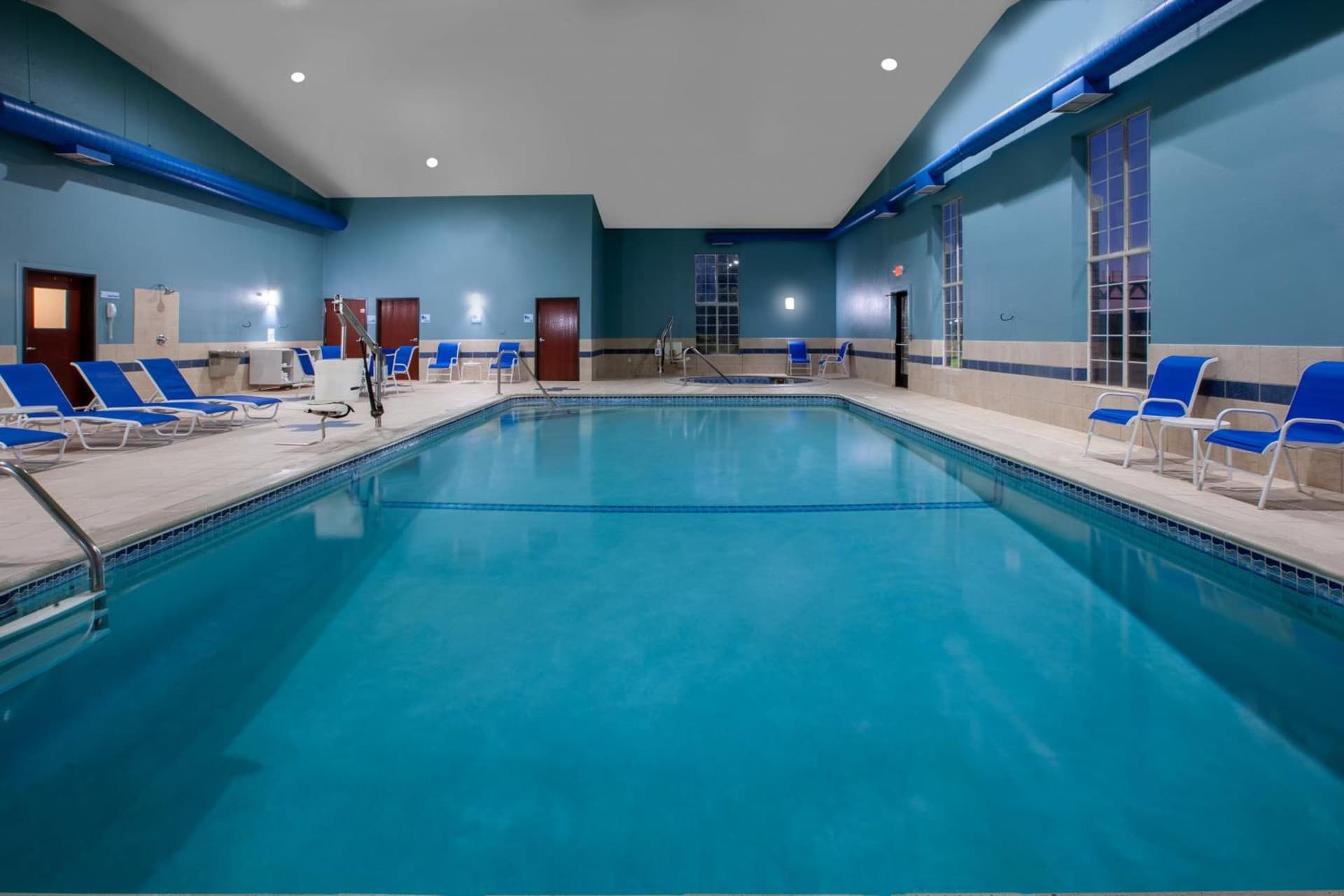 Holiday Inn Express Hotel & Suites Woodhaven by IHG gallery photo in Woodhaven, MI — image 54