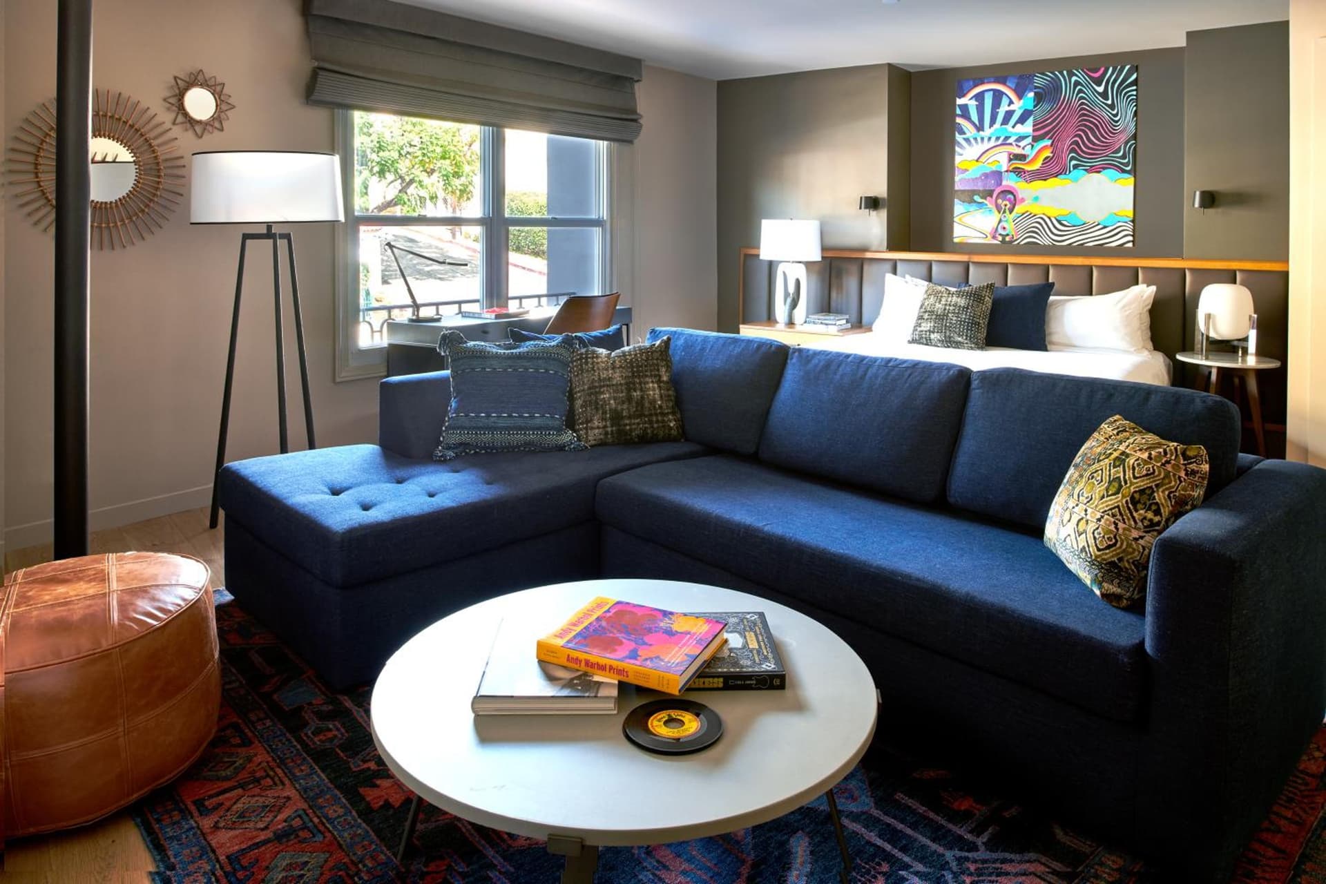 Hotel Ziggy On Sunset gallery photo in Los Angeles, CA — image 11