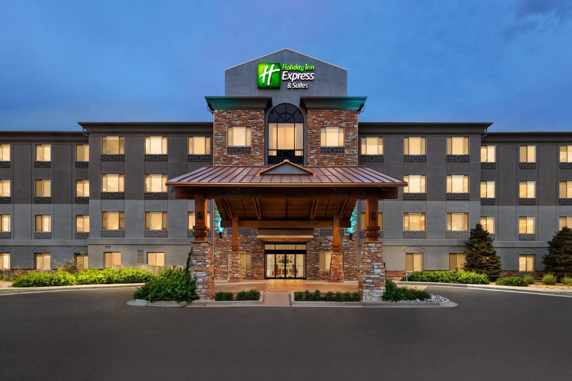 Holiday Inn Express & Suites Denver Airport by IHG — hotel in Aurora, Colorado