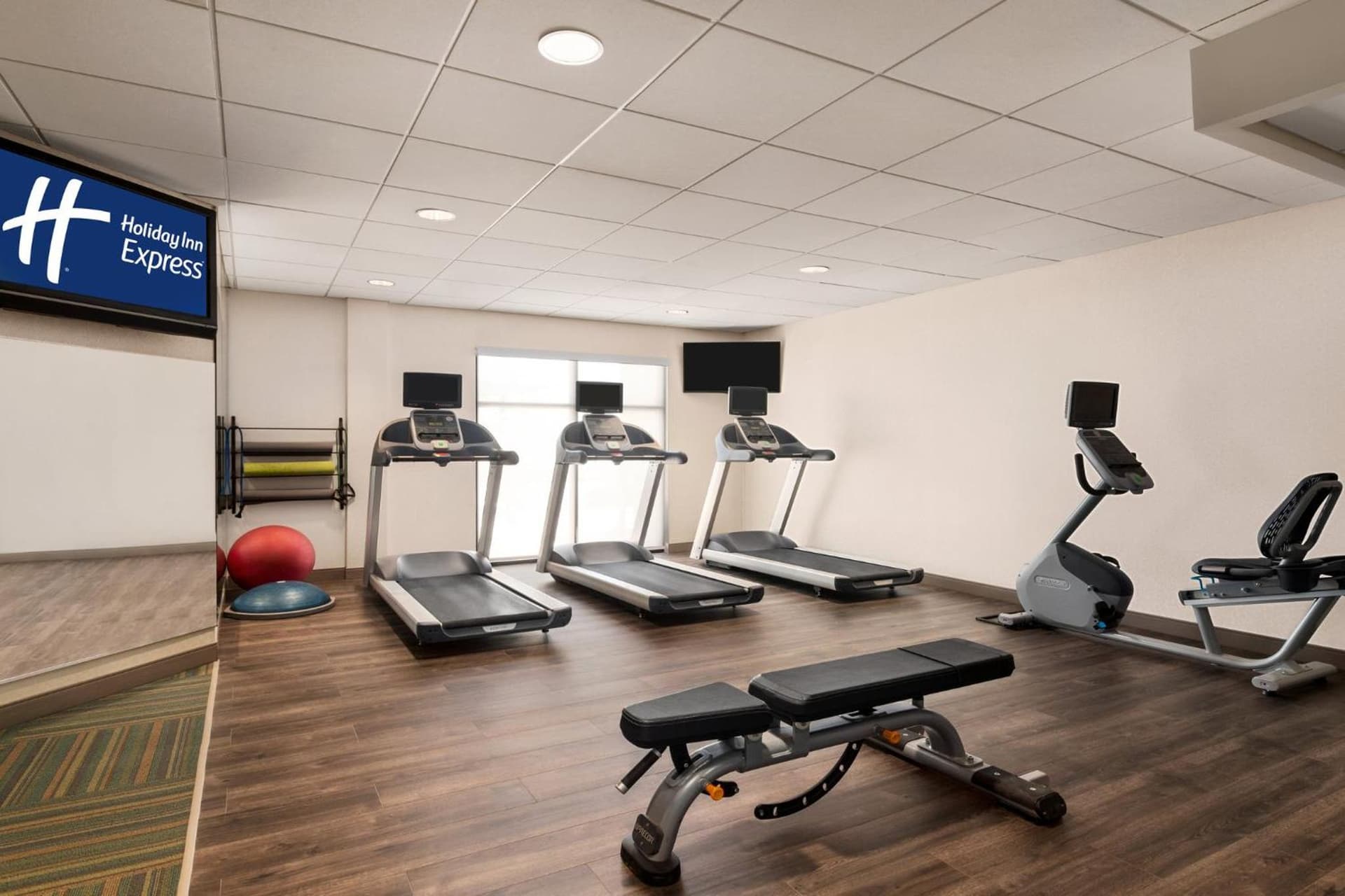 Holiday Inn Express & Suites Denver Airport by IHG gallery photo in Denver, CO — image 4