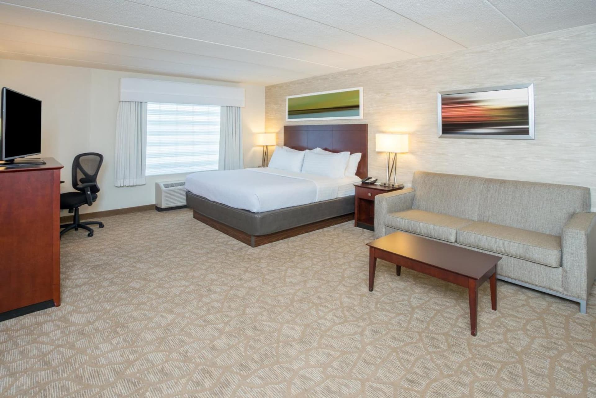 Holiday Inn Baltimore BWI Airport by IHG gallery photo in Linthicum Heights, MD — image 7