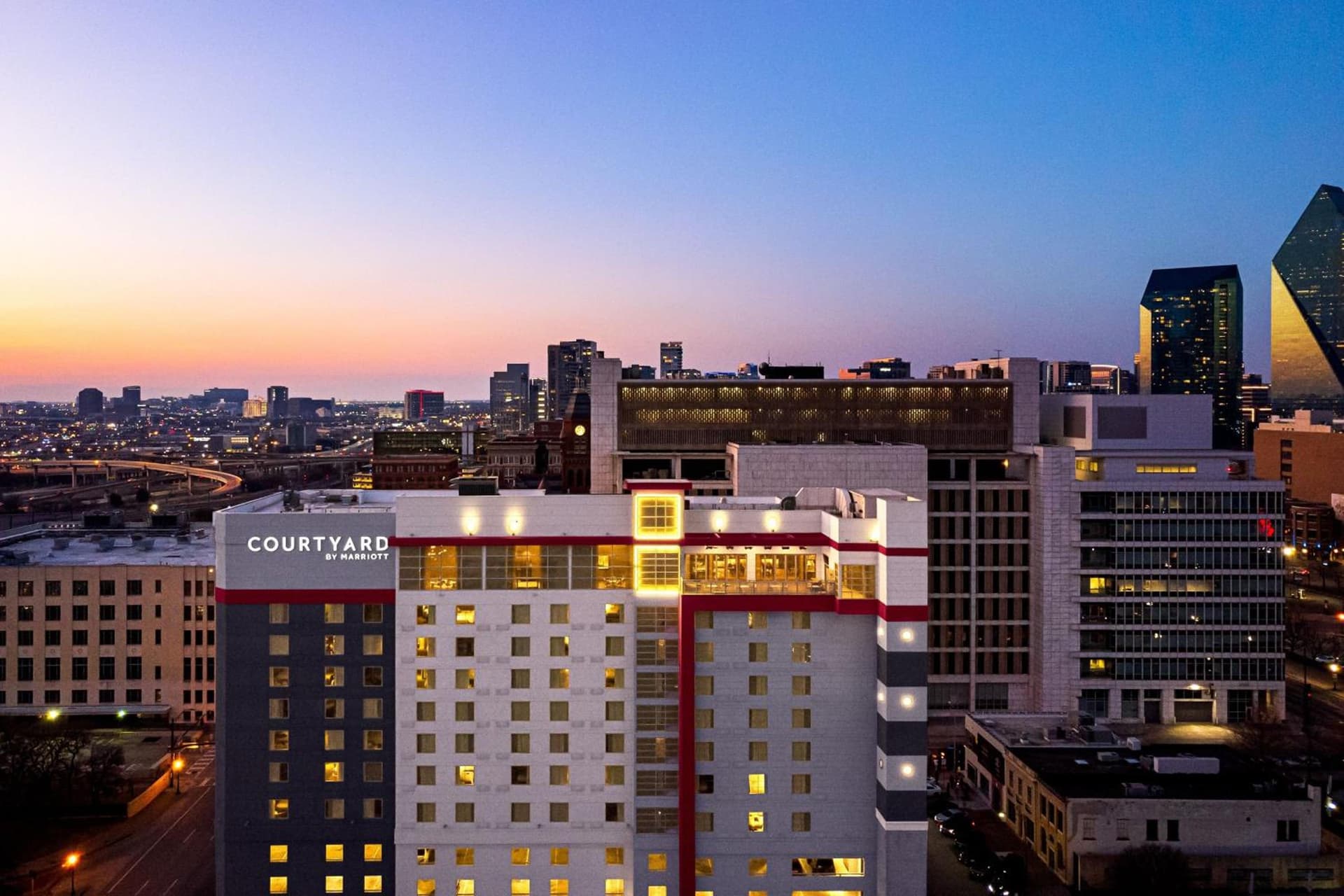 Courtyard by Marriott Dallas Downtown/Reunion District property photo 22 of 51 in Dallas, Texas