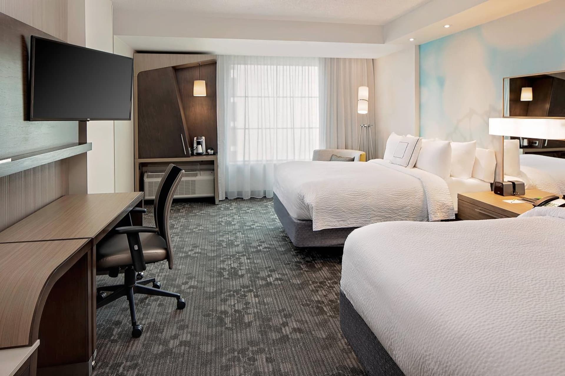 Courtyard by Marriott Dallas Downtown/Reunion District property photo 12 of 51 in Dallas, Texas