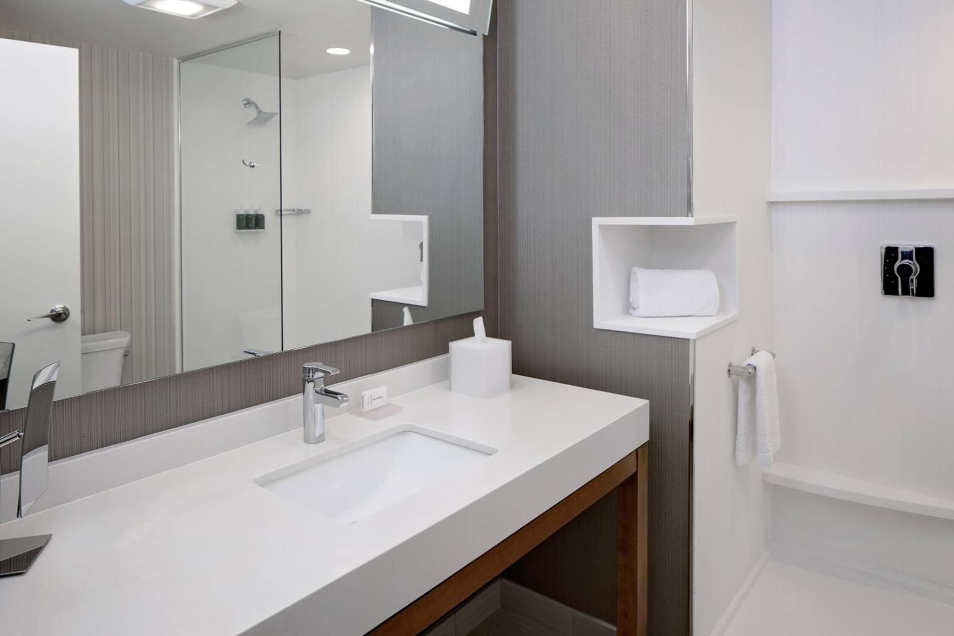 Courtyard by Marriott Dallas Downtown/Reunion District property photo 33 of 51 in Dallas, Texas