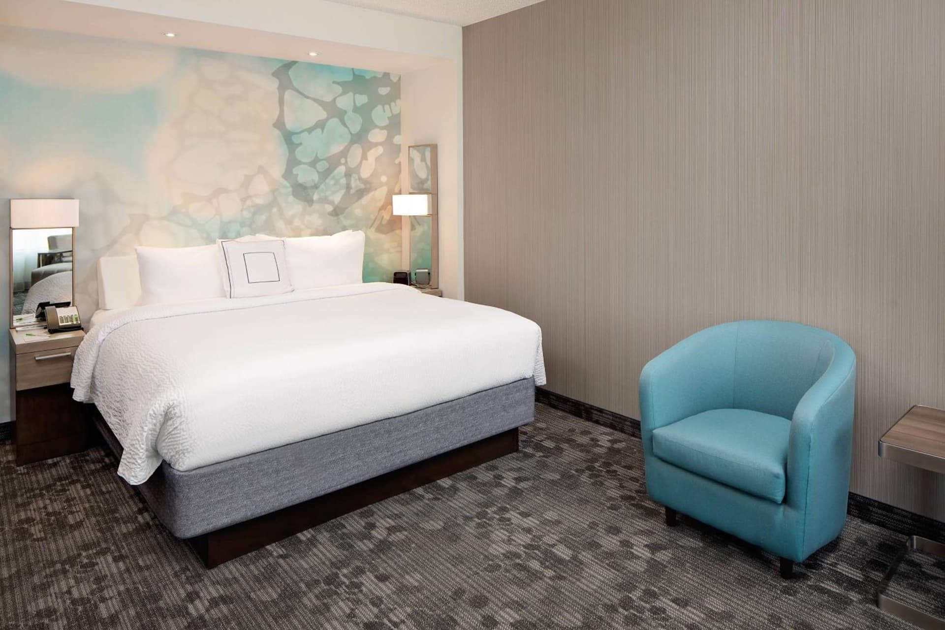 Courtyard by Marriott Dallas Downtown/Reunion District property photo 14 of 51 in Dallas, Texas