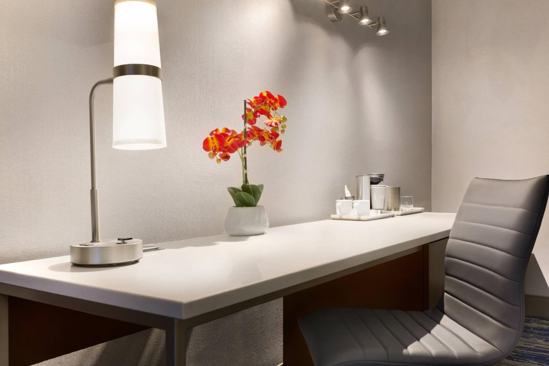 Skyline Hotel Detroit Airport, SureStay Collection by Best Western gallery photo in Romulus, MI — image 8