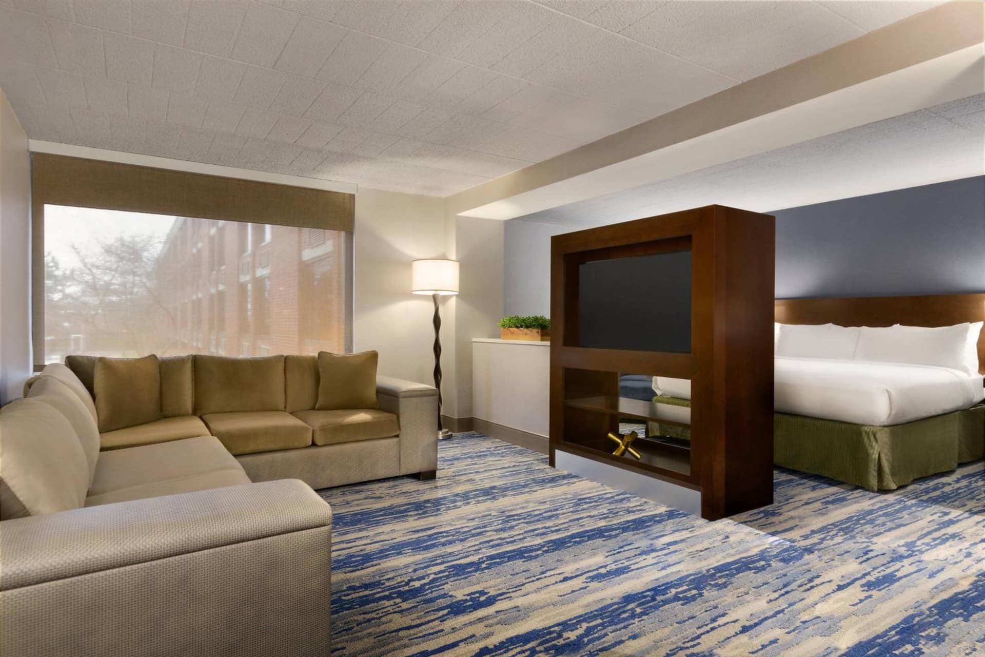Skyline Hotel Detroit Airport, SureStay Collection by Best Western gallery photo in Romulus, MI — image 4
