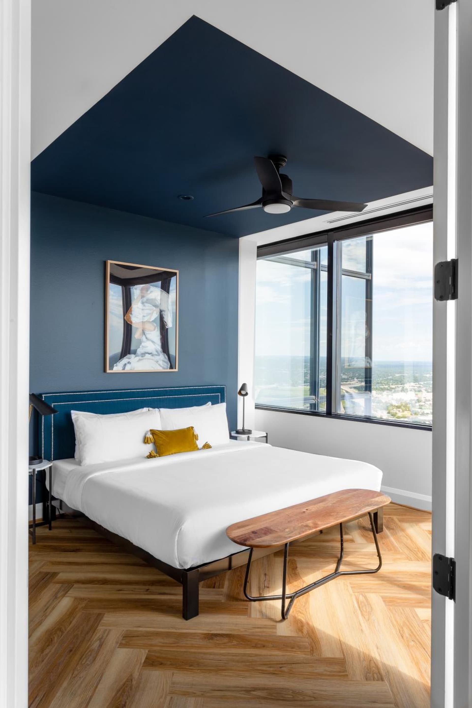 Mint House Dallas Downtown By Kasa property photo 15 of 78 in Dallas, Texas