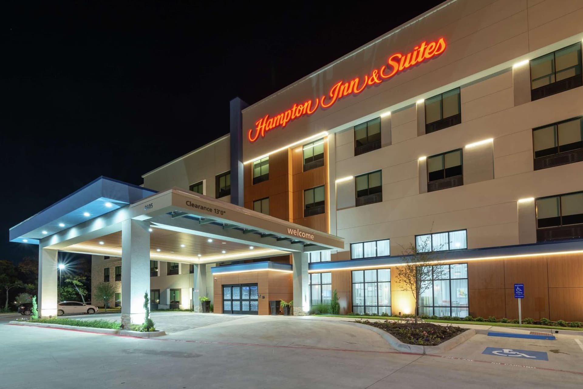 Hampton Inn & Suites Dallas East gallery photo in Dallas, TX — image 36