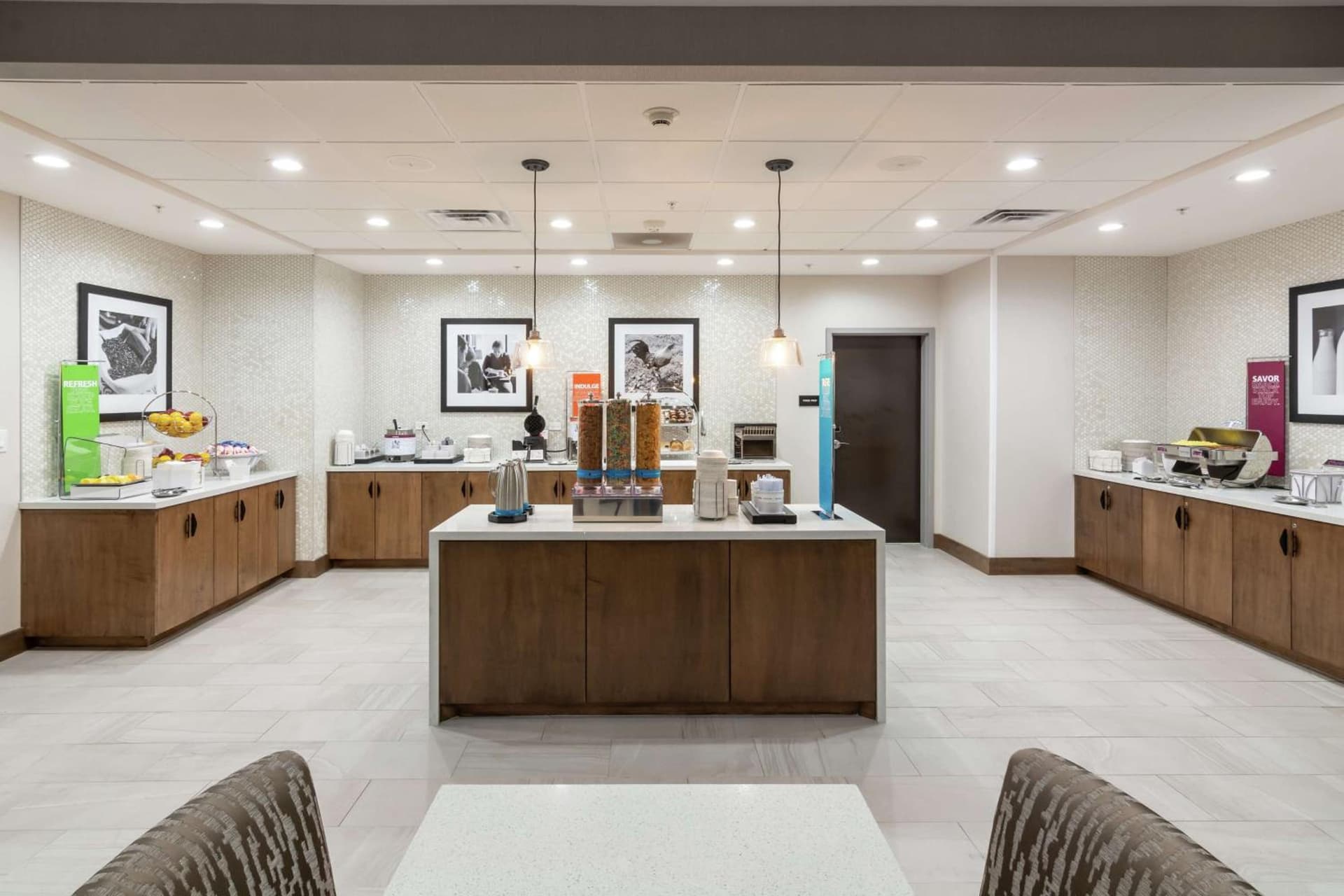 Hampton Inn & Suites Dallas East gallery photo in Dallas, TX — image 24