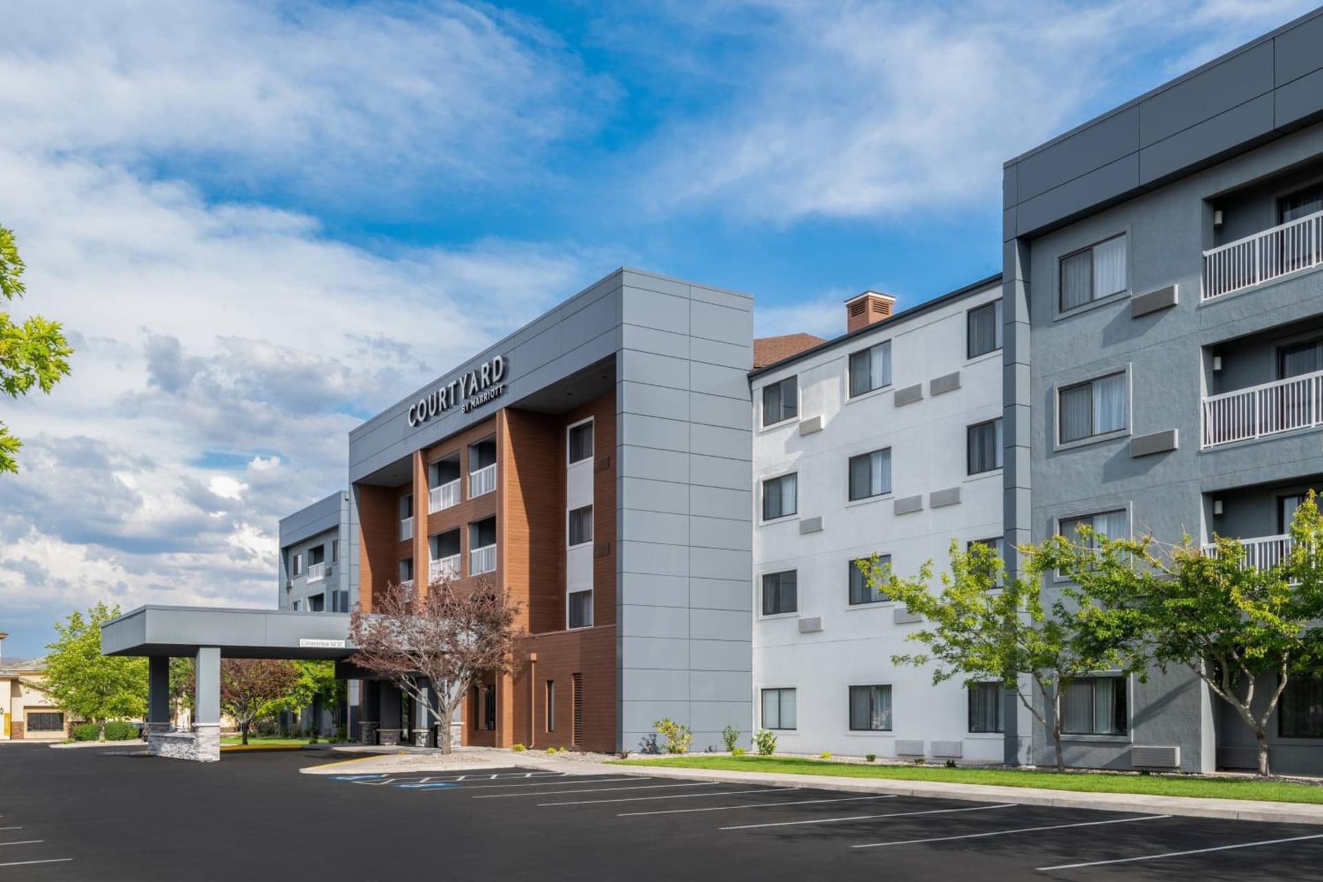Courtyard by Marriott Reno exterior or lobby in Reno, NV — main listing photo