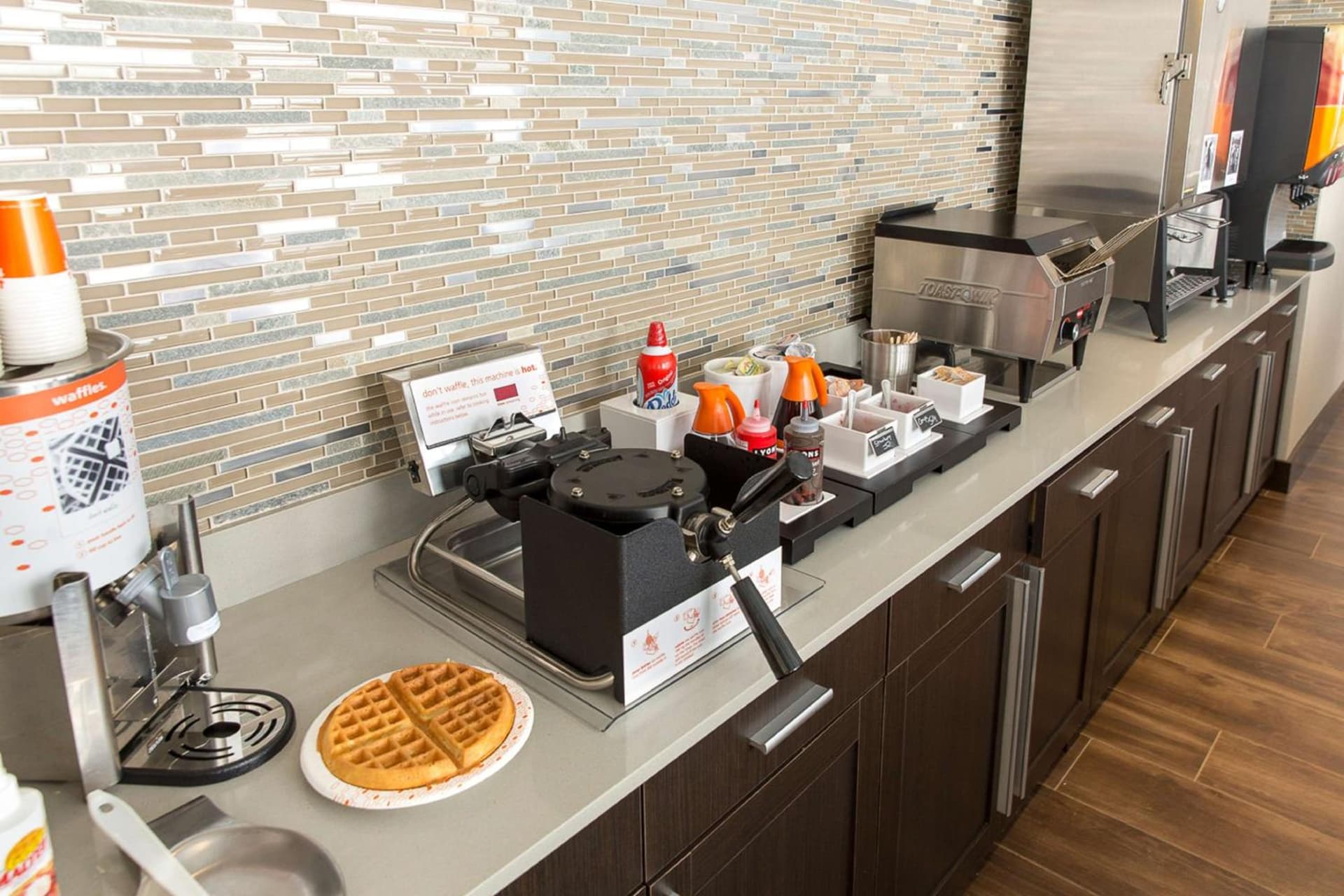 Hampton Inn & Suites Dallas Downtown property photo 16 of 67 in Dallas, Texas