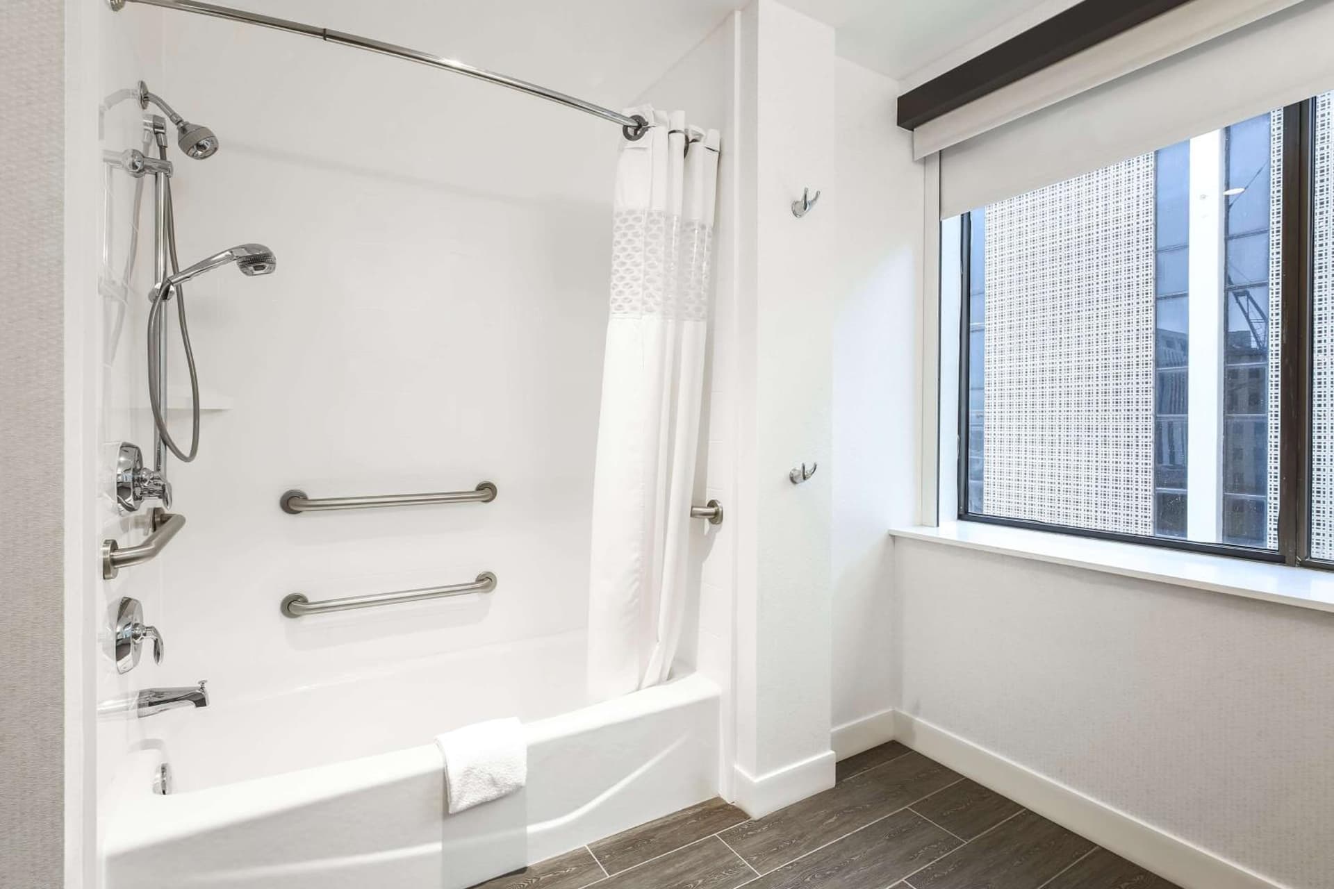 Hampton Inn & Suites Dallas Downtown property photo 56 of 67 in Dallas, Texas