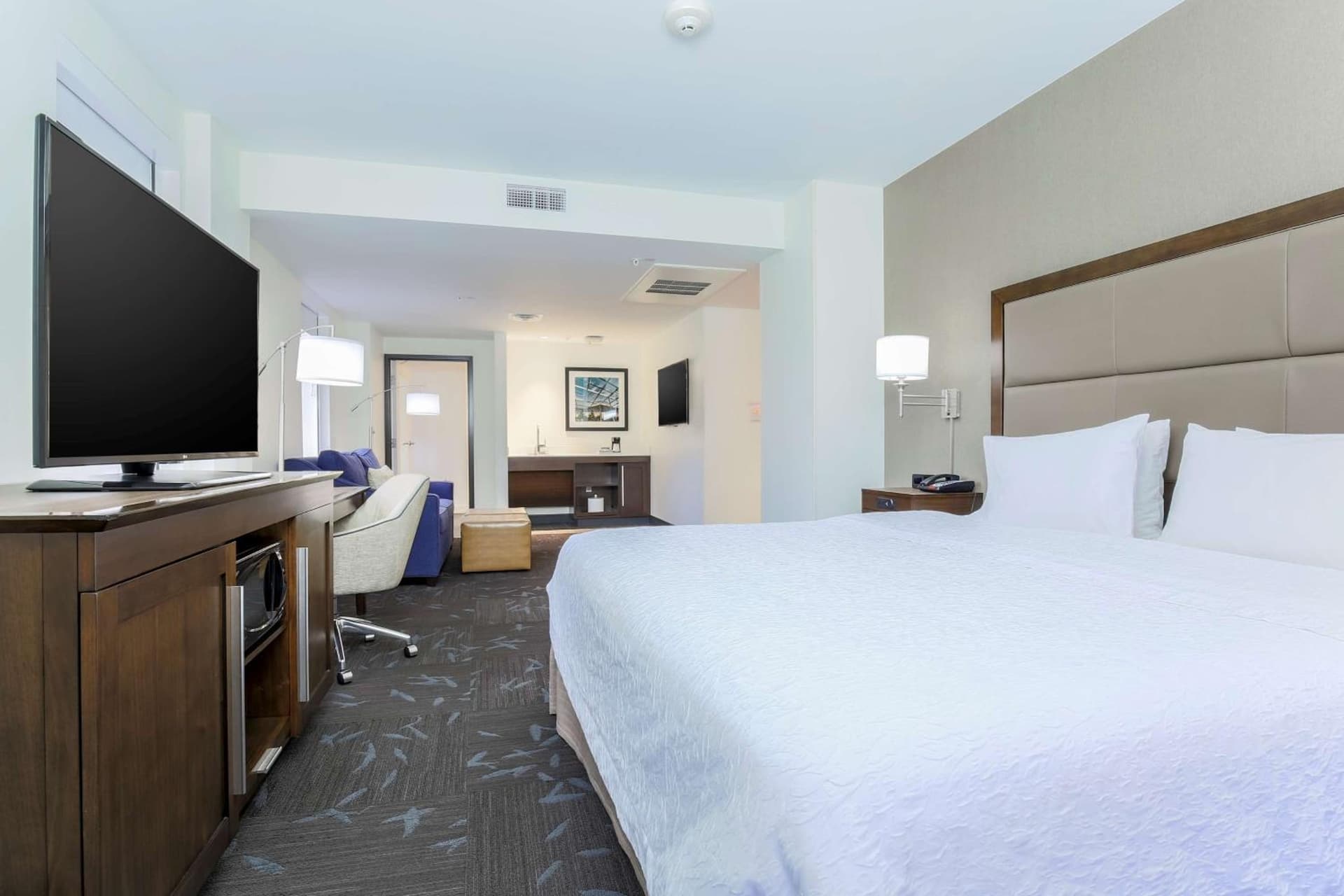 Hampton Inn & Suites Dallas Downtown property photo 46 of 67 in Dallas, Texas