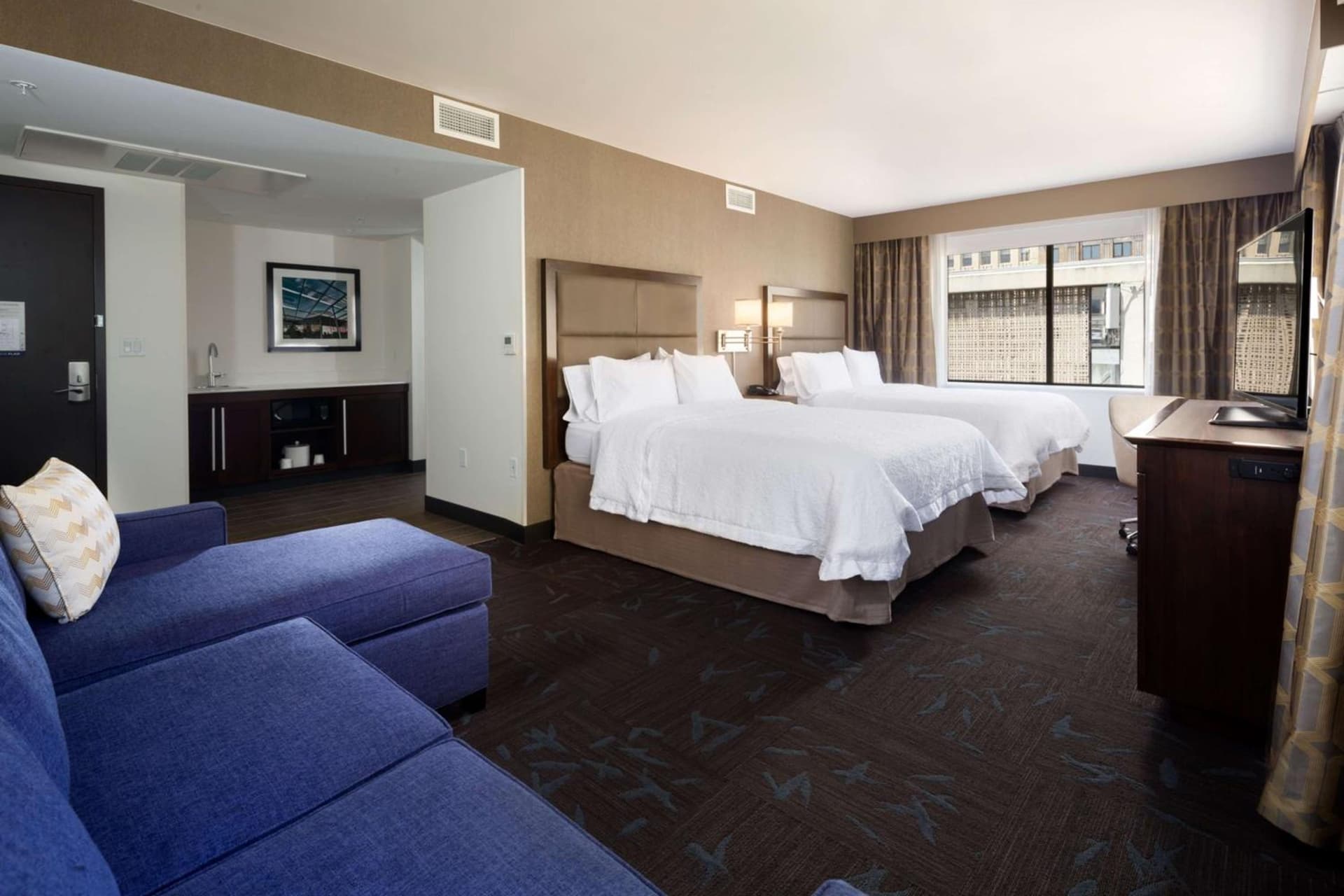 Hampton Inn & Suites Dallas Downtown property photo 21 of 67 in Dallas, Texas