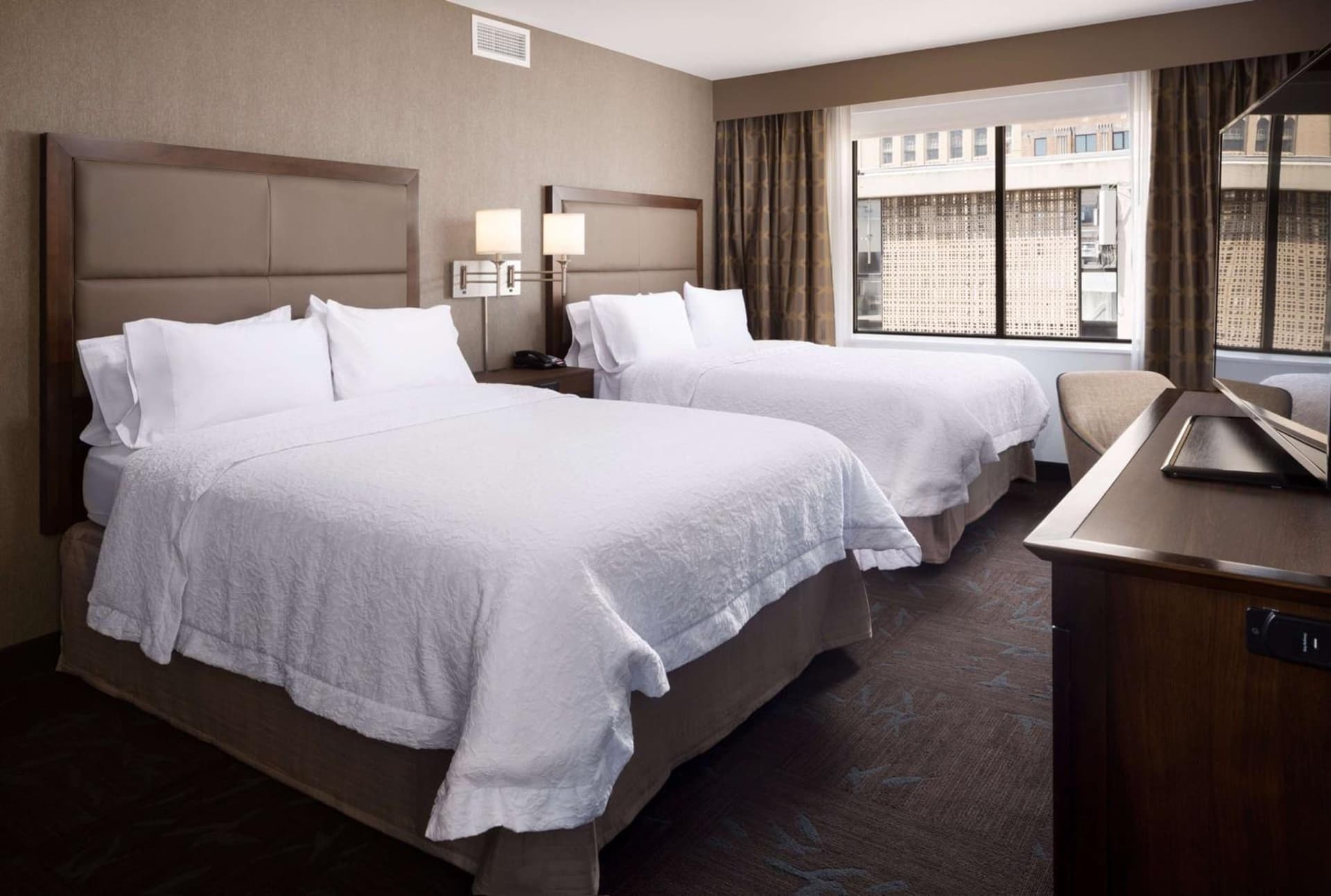 Hampton Inn & Suites Dallas Downtown property photo 38 of 67 in Dallas, Texas