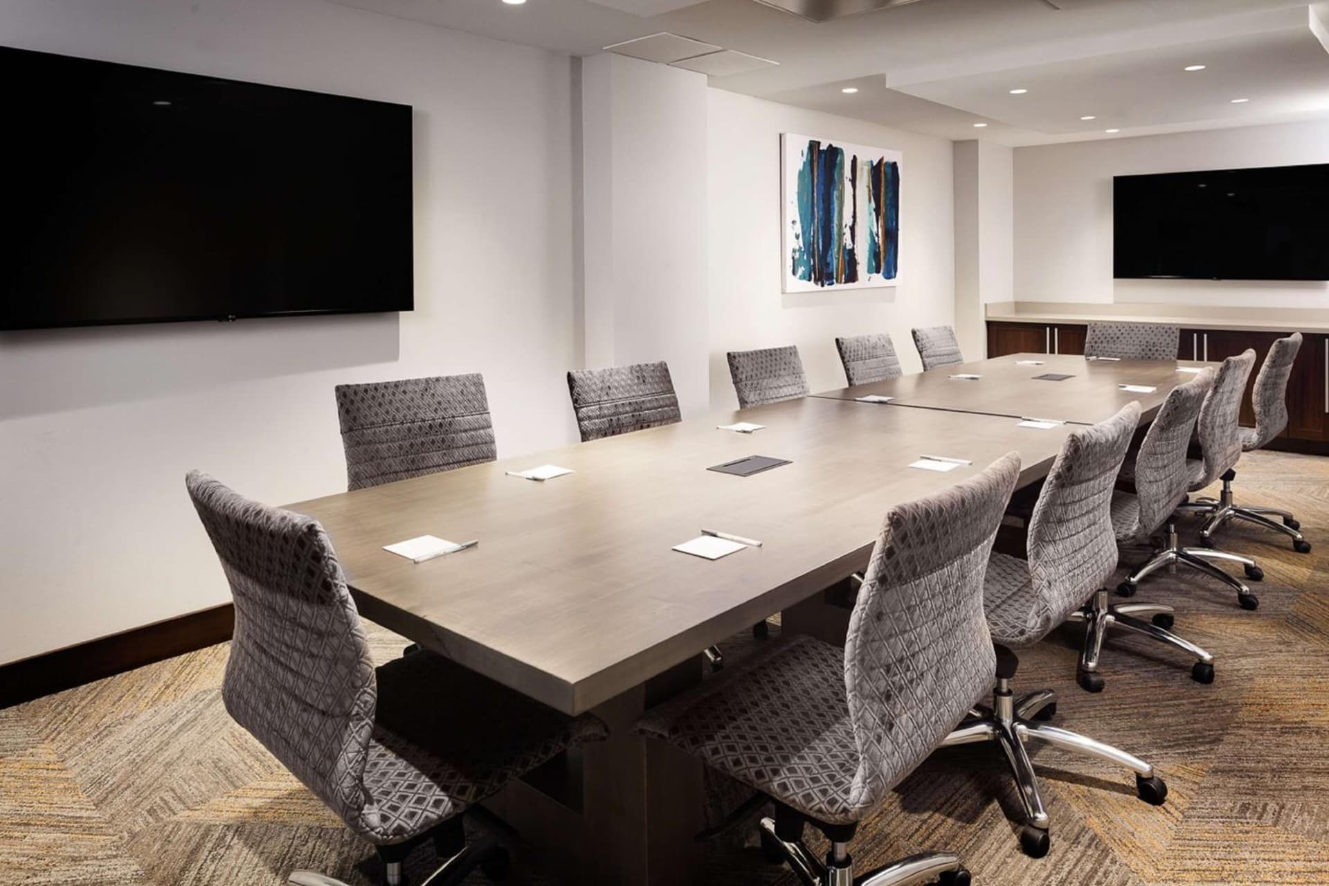 Hampton Inn & Suites Dallas Downtown property photo 17 of 67 in Dallas, Texas
