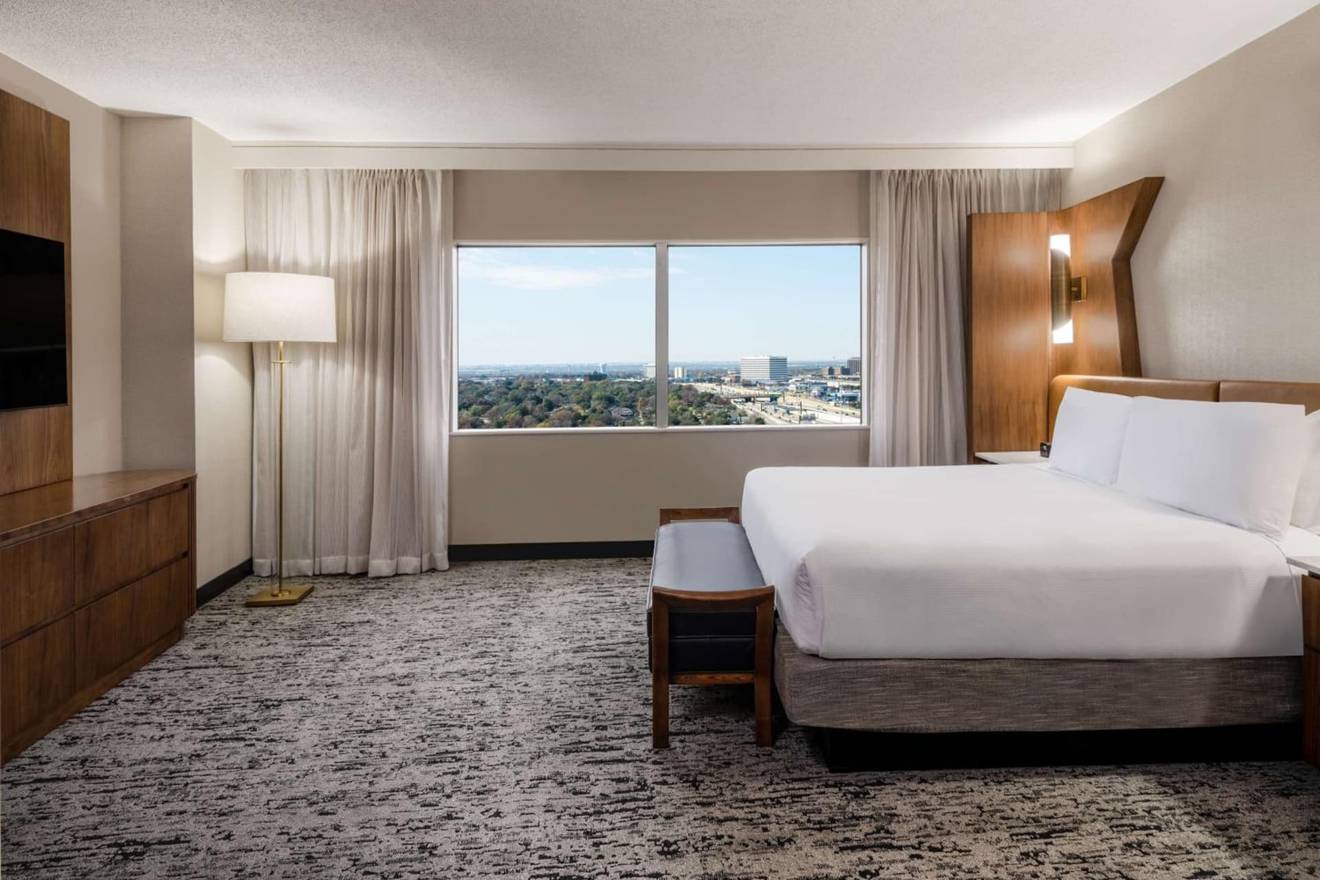 Hilton Dallas Lincoln Centre by the Galleria property photo 14 of 73 in Dallas, Texas