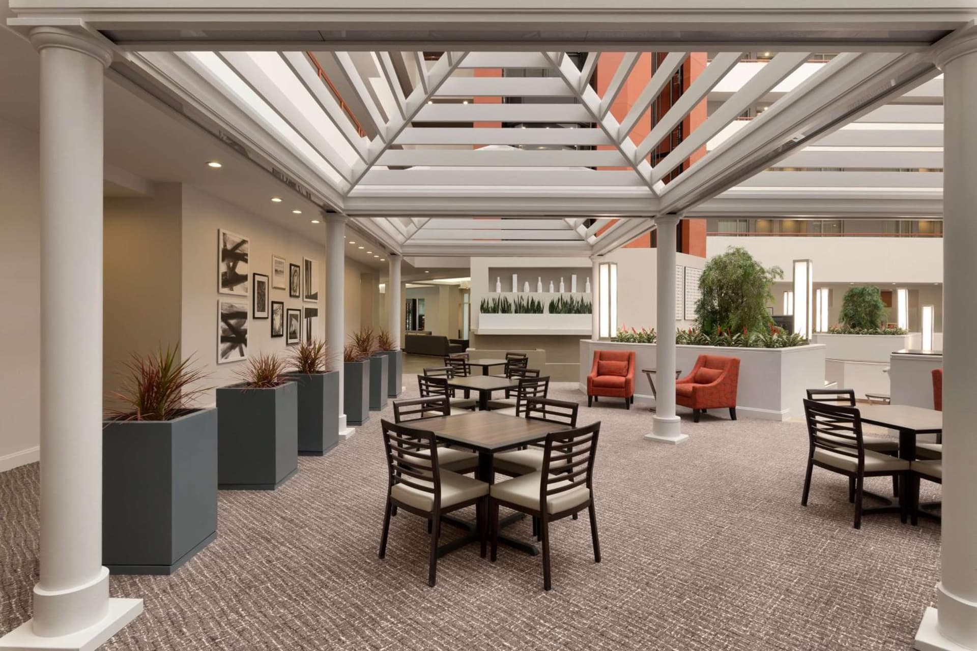Embassy Suites by Hilton Baltimore at BWI Airport gallery photo in Linthicum Heights, MD — image 47