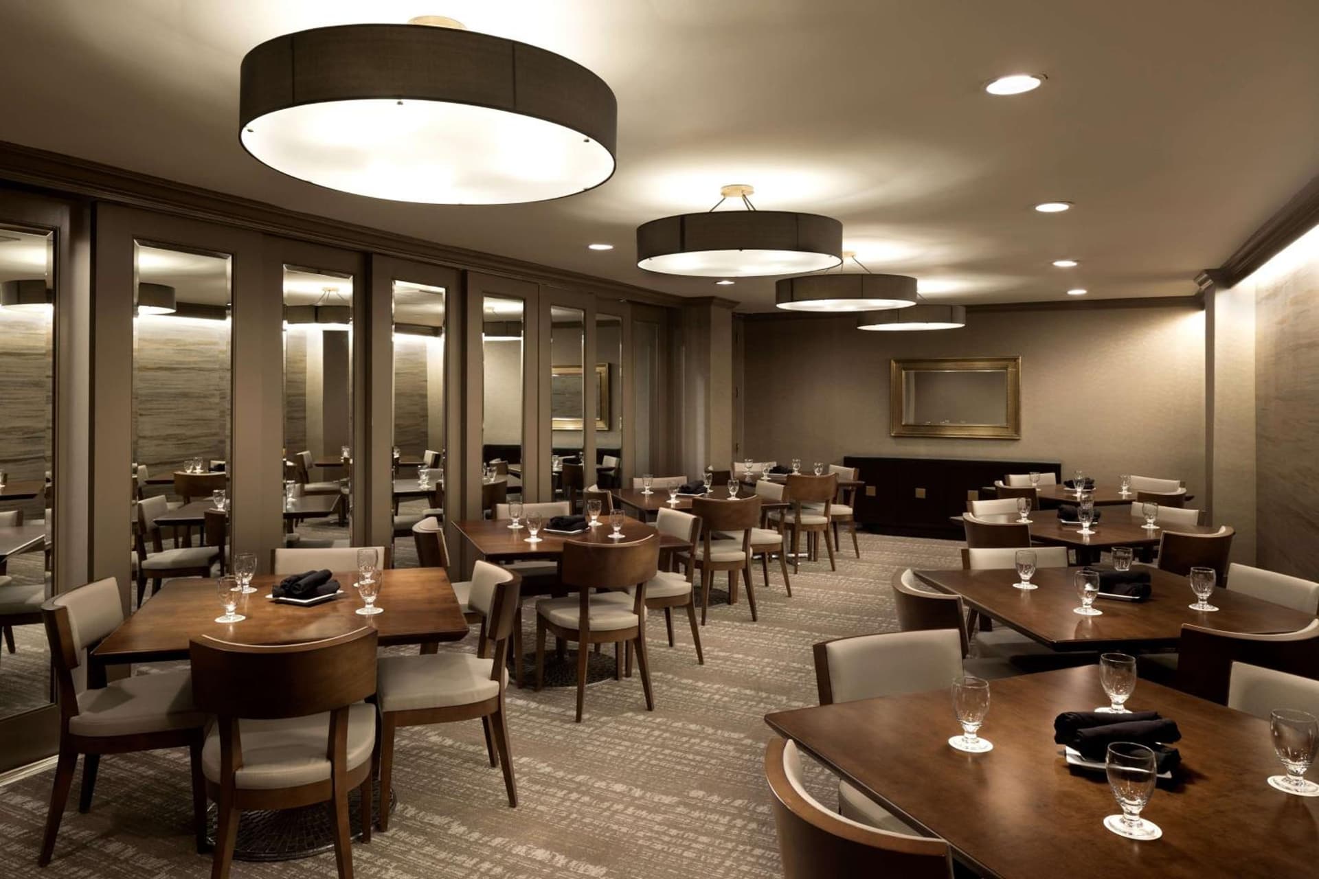 DoubleTree by Hilton Hotel Dallas Campbell Centre property photo 17 of 61 in Dallas, Texas