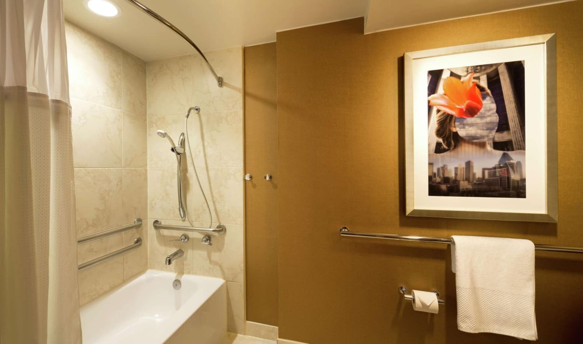 DoubleTree by Hilton Hotel Dallas Campbell Centre property photo 50 of 61 in Dallas, Texas