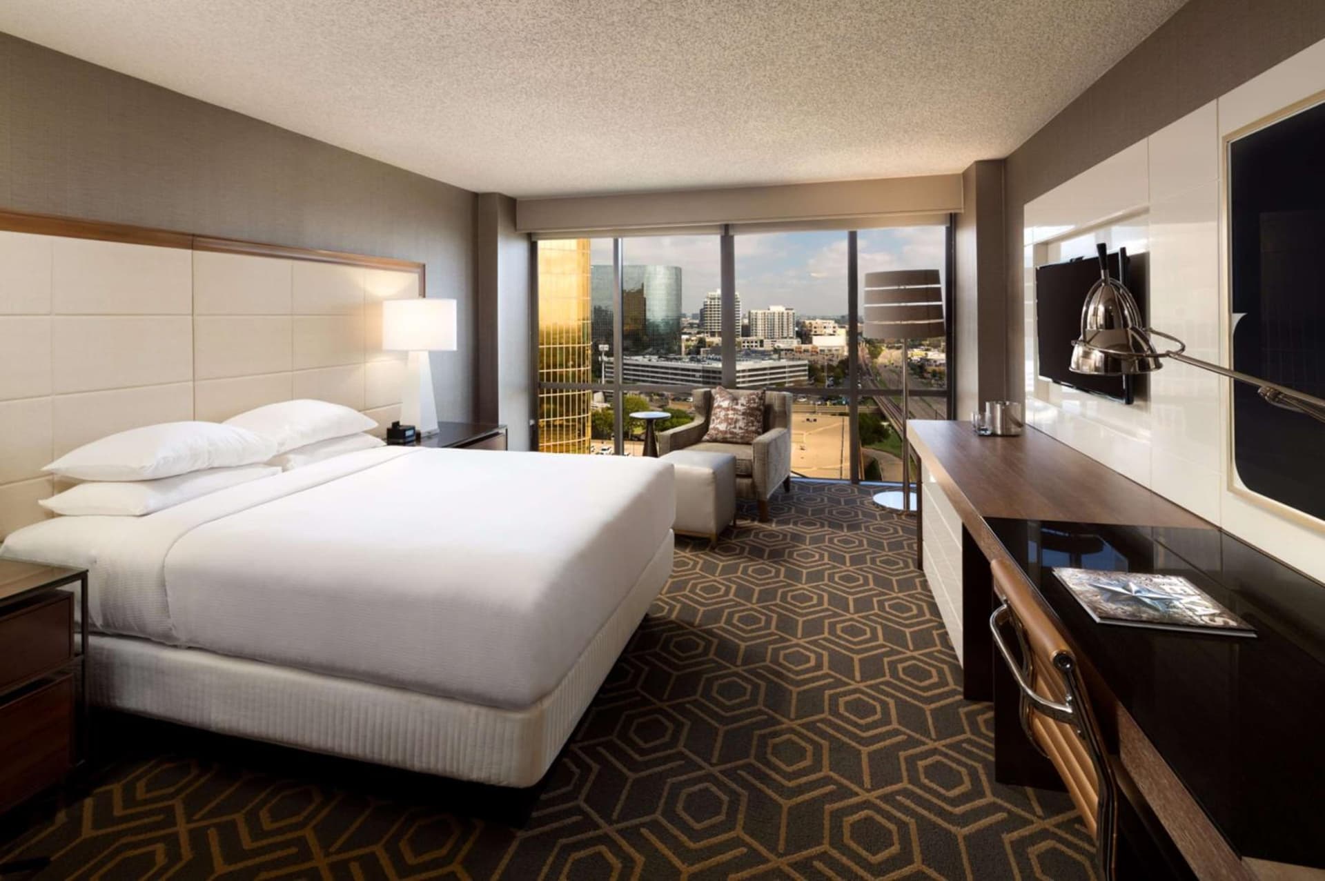 DoubleTree by Hilton Hotel Dallas Campbell Centre property photo 45 of 61 in Dallas, Texas