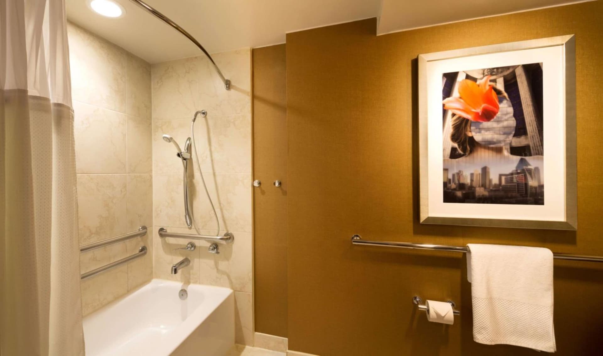 DoubleTree by Hilton Hotel Dallas Campbell Centre property photo 35 of 61 in Dallas, Texas
