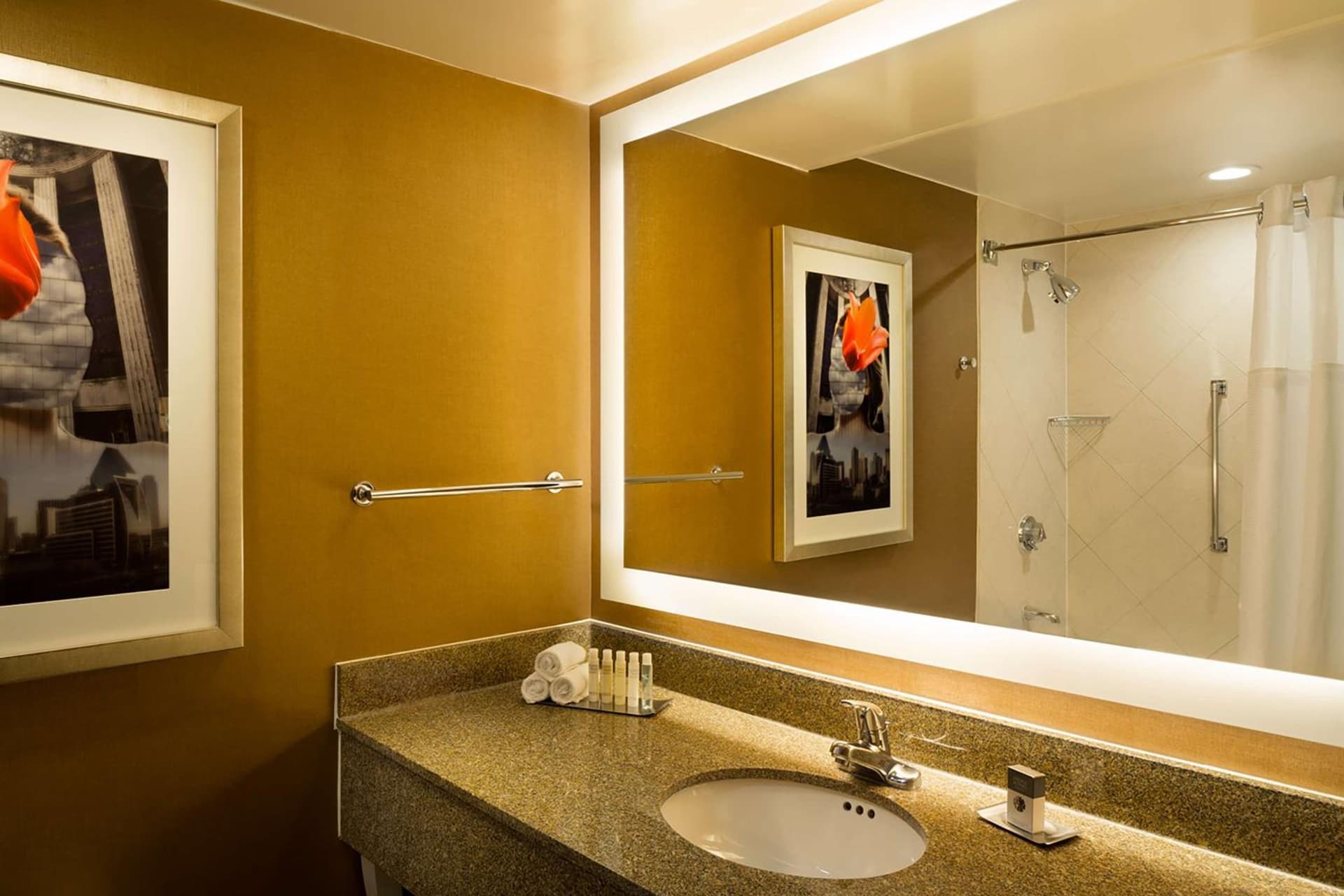 DoubleTree by Hilton Hotel Dallas Campbell Centre property photo 34 of 61 in Dallas, Texas