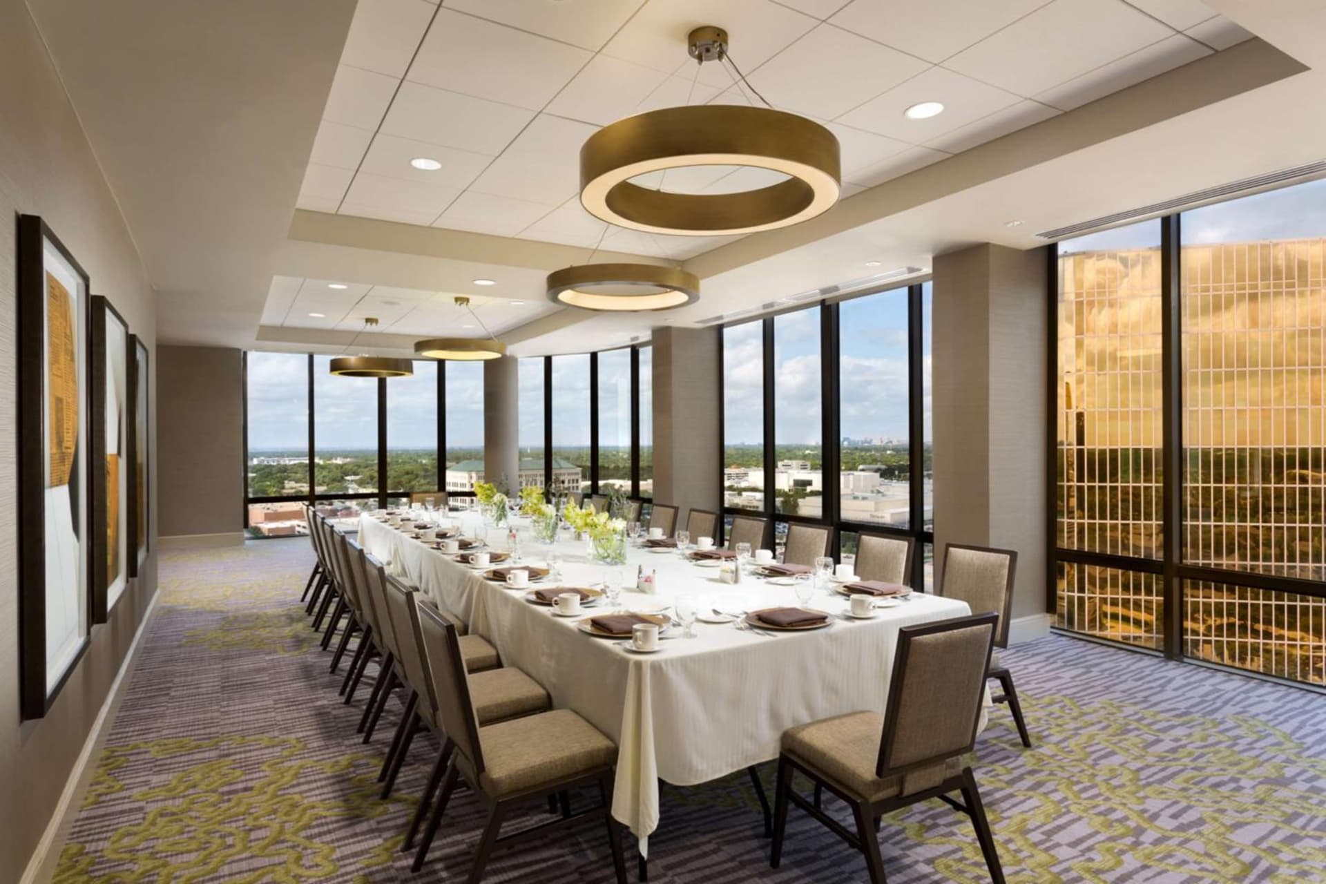 DoubleTree by Hilton Hotel Dallas Campbell Centre property photo 7 of 61 in Dallas, Texas